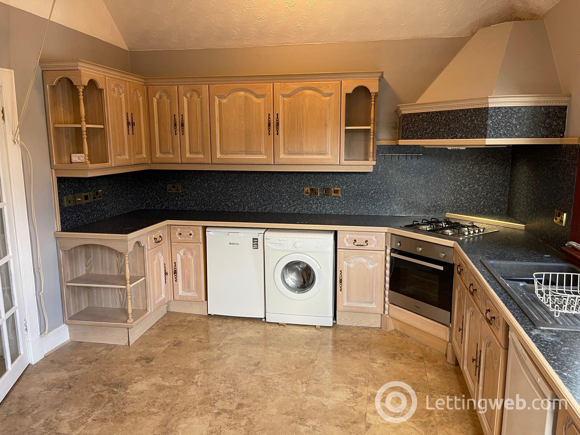 Property to rent in Eastgate, Peebles