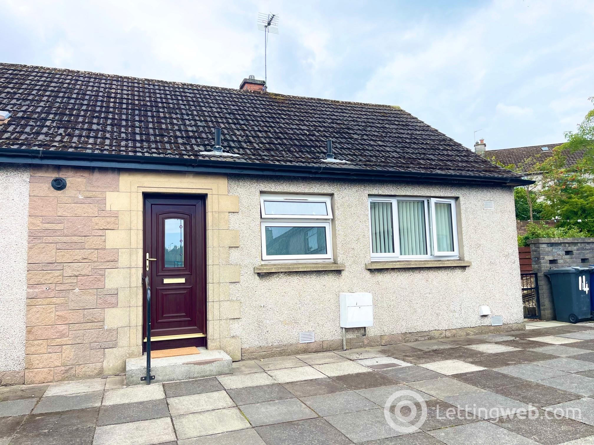 Property to rent in 14 Mayfield Crescent, Loanhead