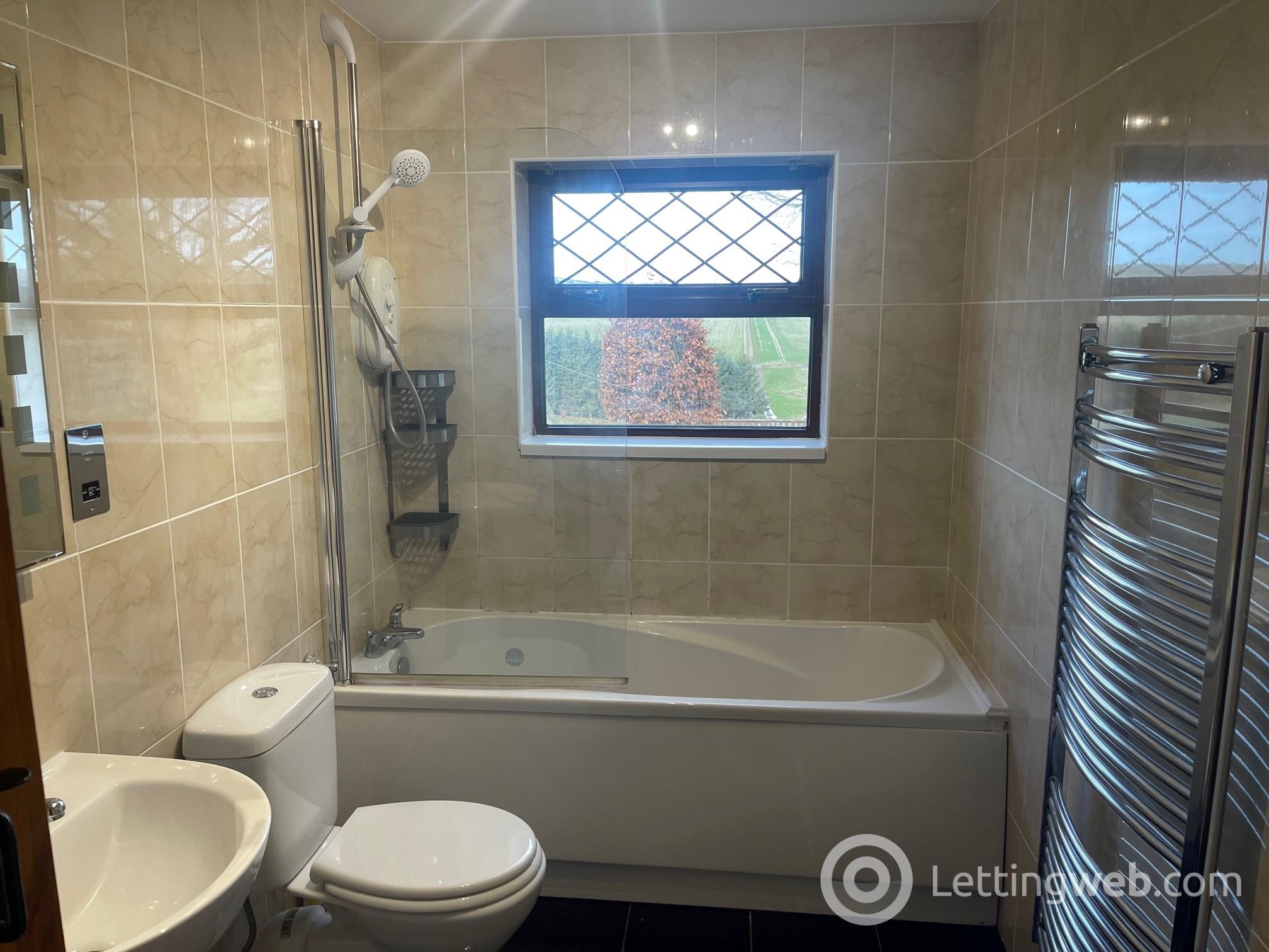 Property to rent in Mitchelston Farm Cottages