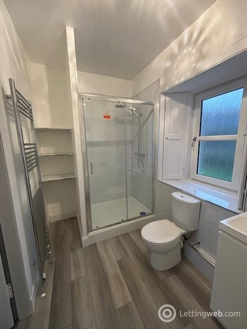 Property to rent in Leithen Road