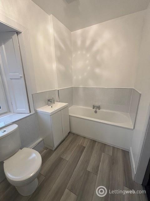 Property to rent in Leithen Road