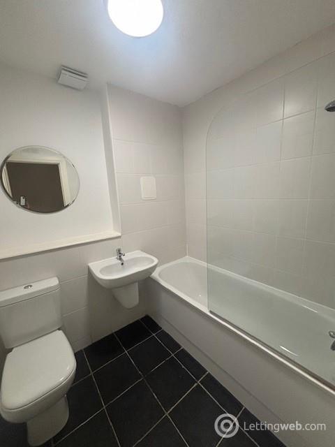 Property to rent in 7 Ballantyne Place