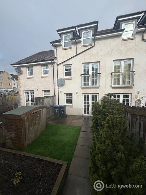 Property to rent in 7 Ballantyne Place