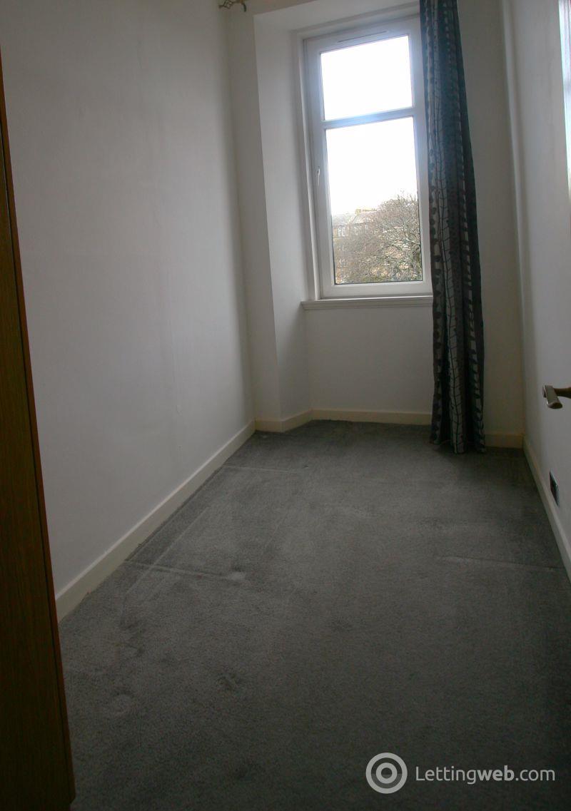 Property to rent in Murieston Place, Edinburgh
