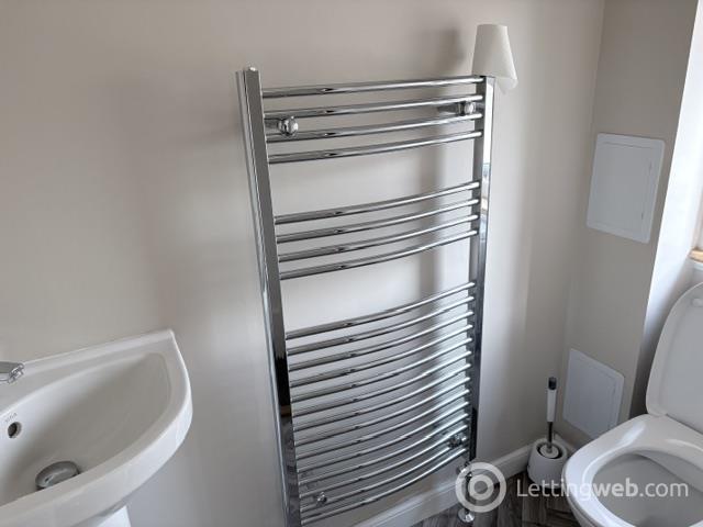 Property to rent in 54 Hillpark Wood, Edinburgh, EH4 7SZ