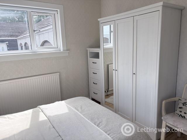 Property to rent in 54 Hillpark Wood, Edinburgh, EH4 7SZ