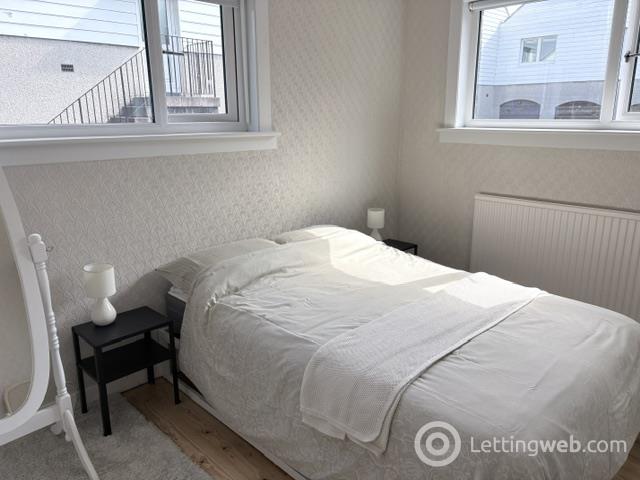 Property to rent in 54 Hillpark Wood, Edinburgh, EH4 7SZ