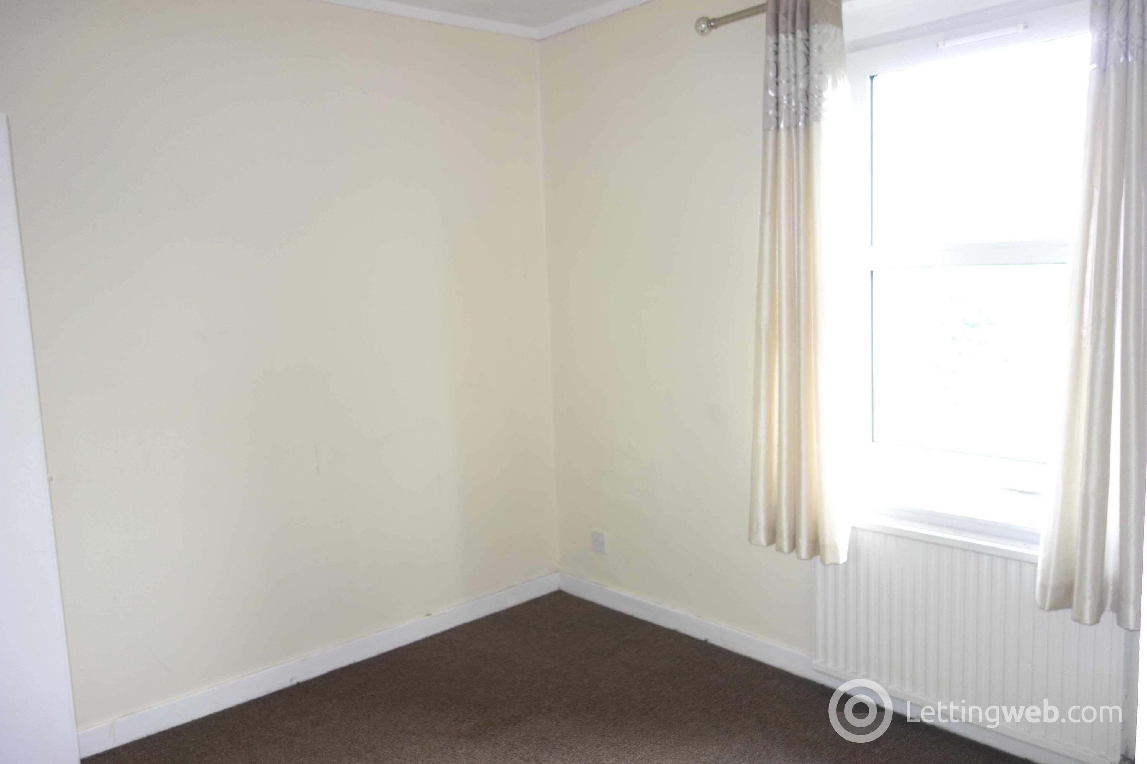 Property to rent in 19 Milton Terrace, Hamilton, ML3 9JP