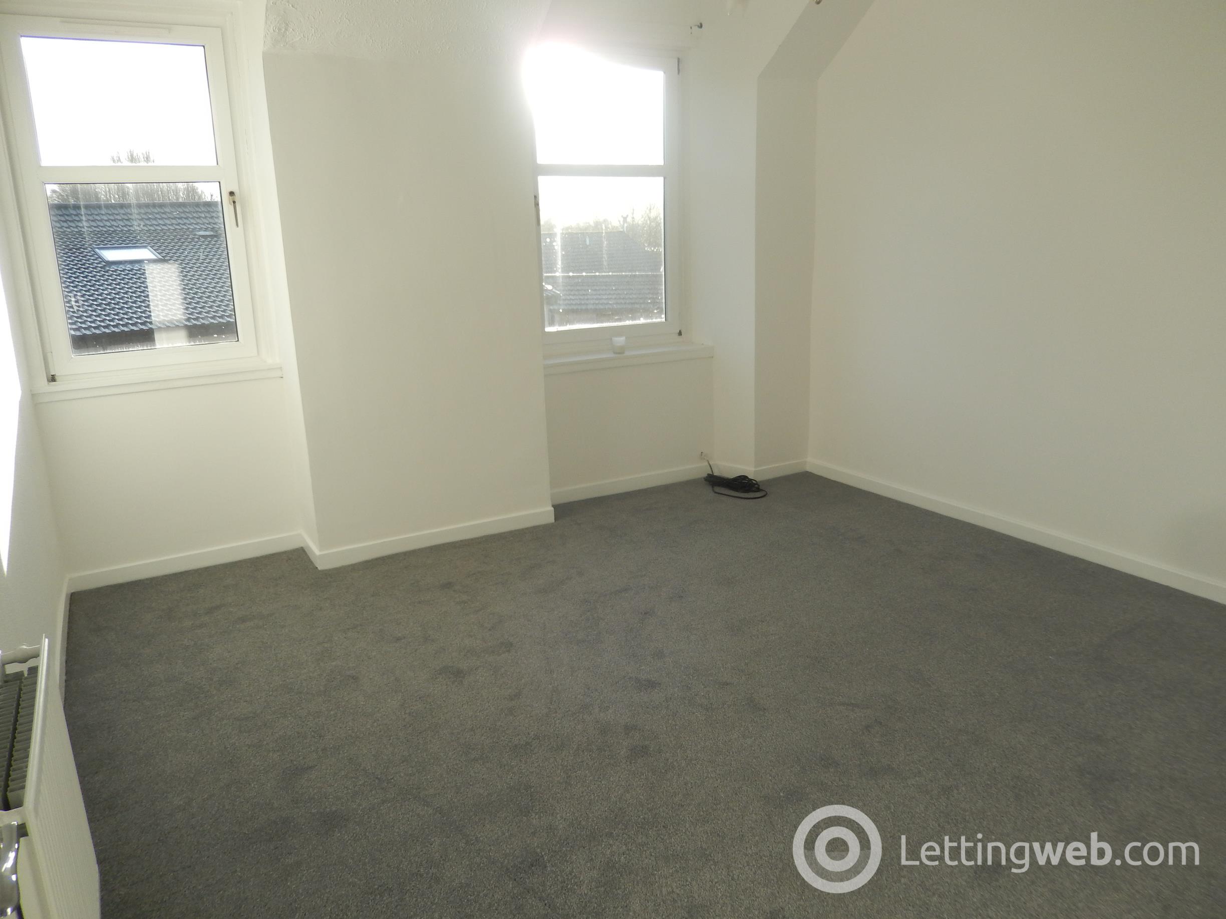Property to rent in 79A Strathaven Road, Kirkmuirhill
