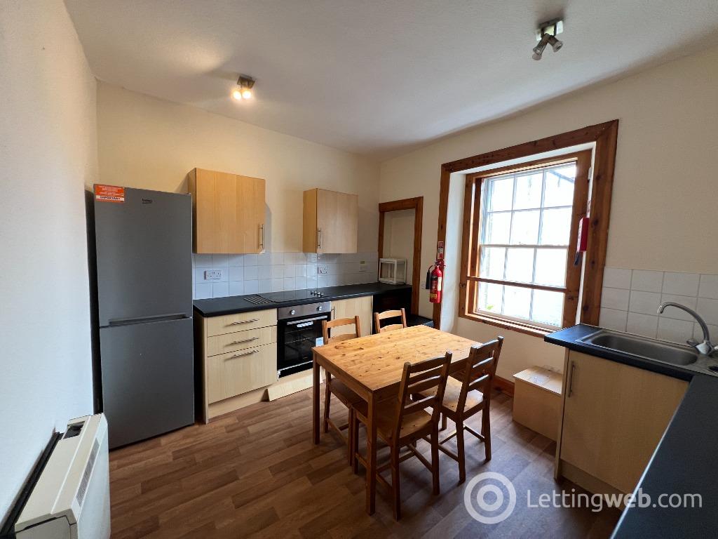 Property to rent in Nethergate, City Centre, Dundee, DD1 4DP
