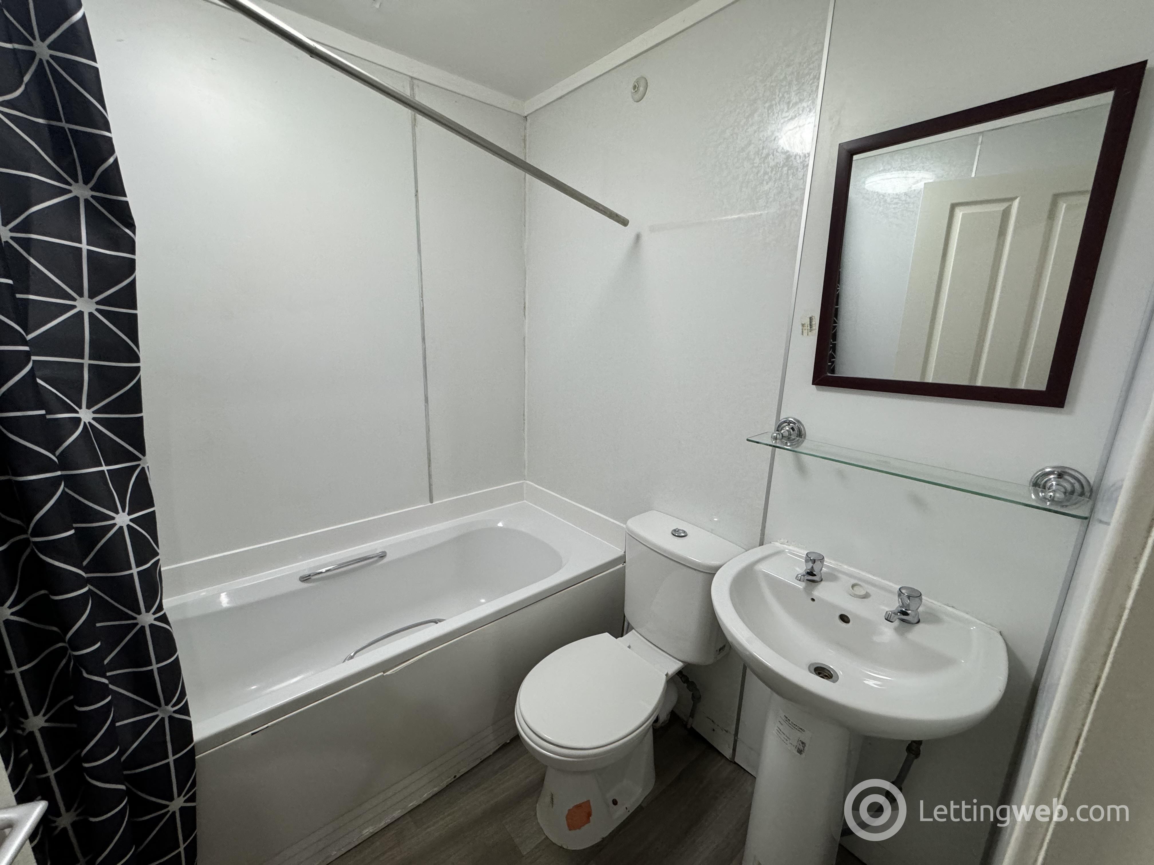 Property to rent in 3/2 at 52 Howard street
