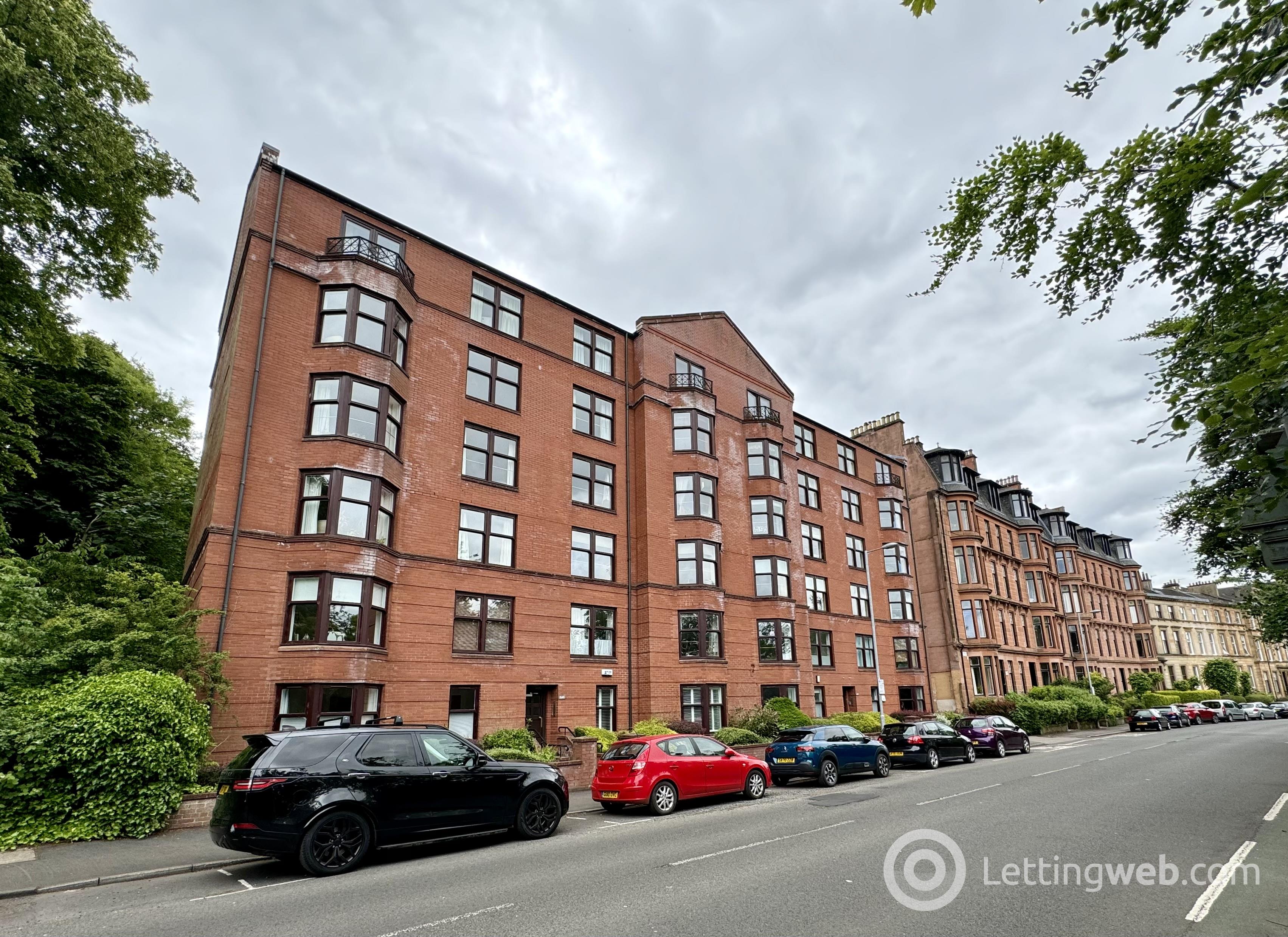 Property to rent in 249 Garrioch Road flat 4/1