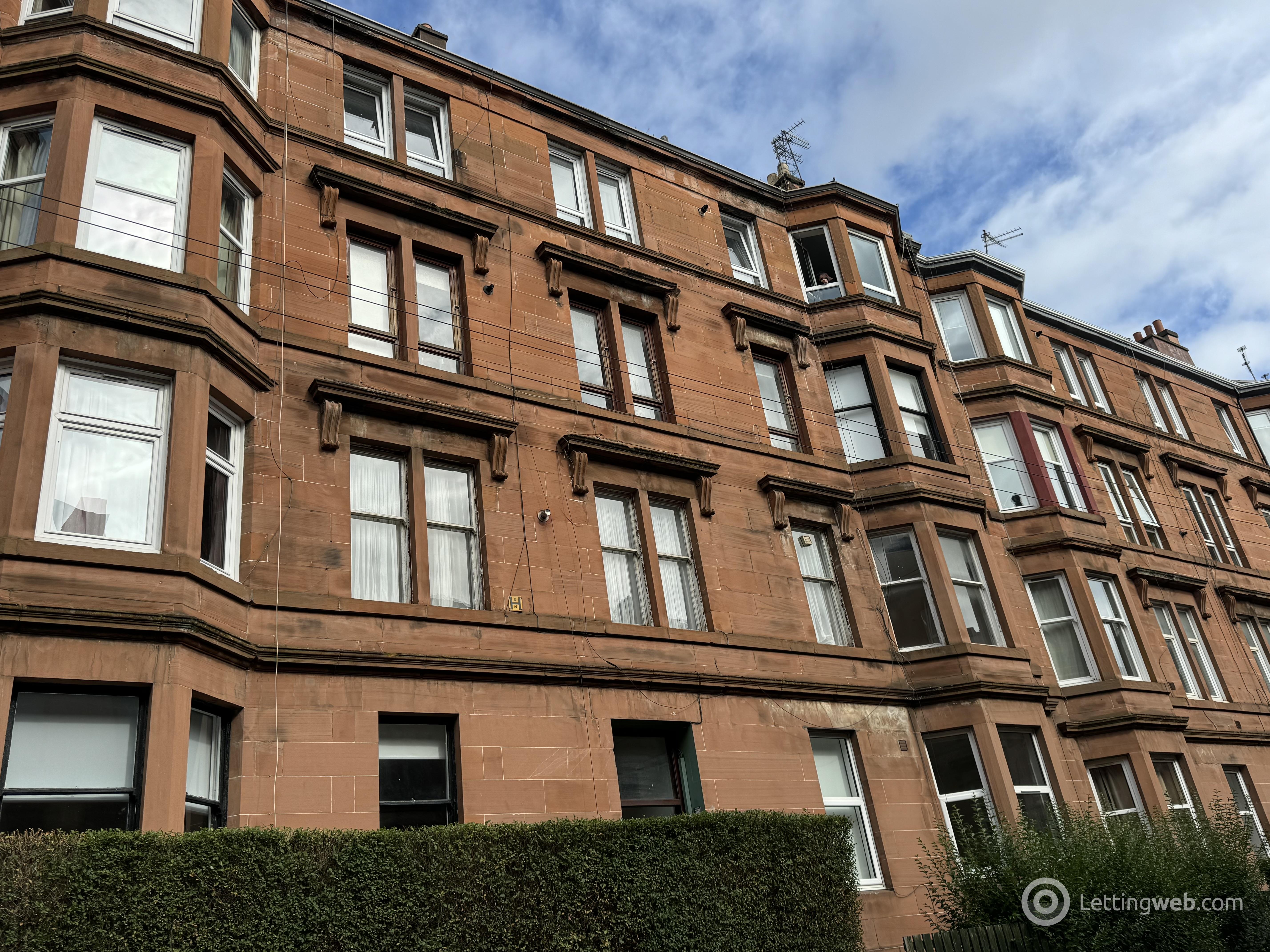 Property to rent in 0/1