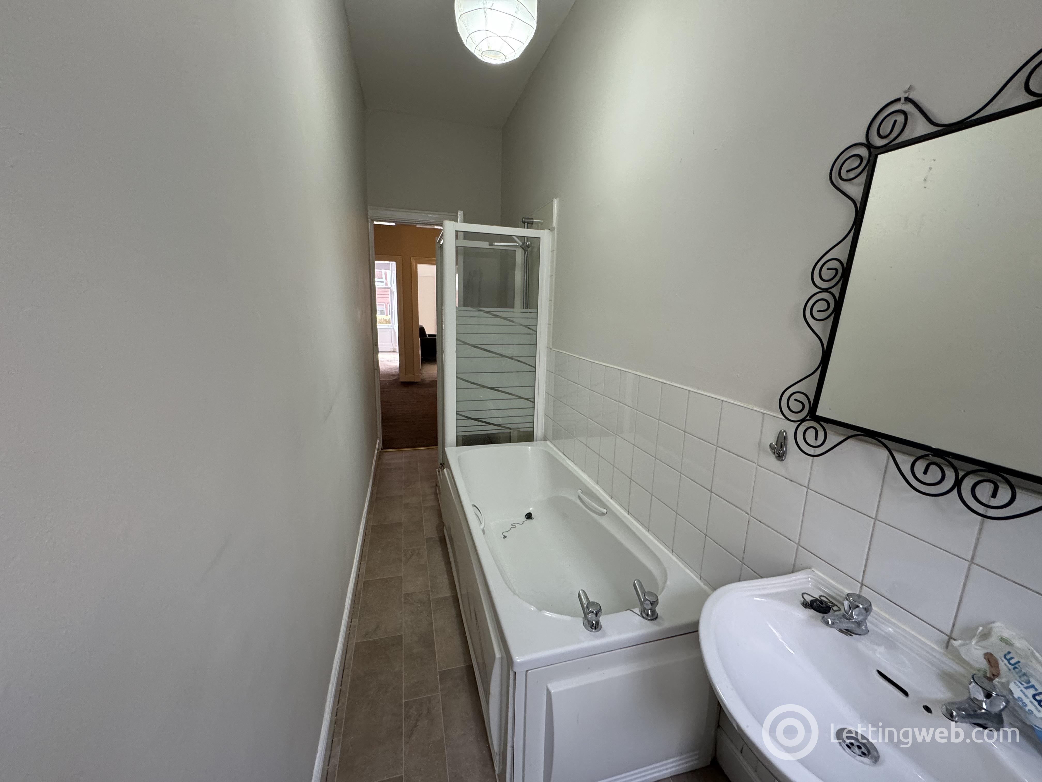 Property to rent in 0/1
