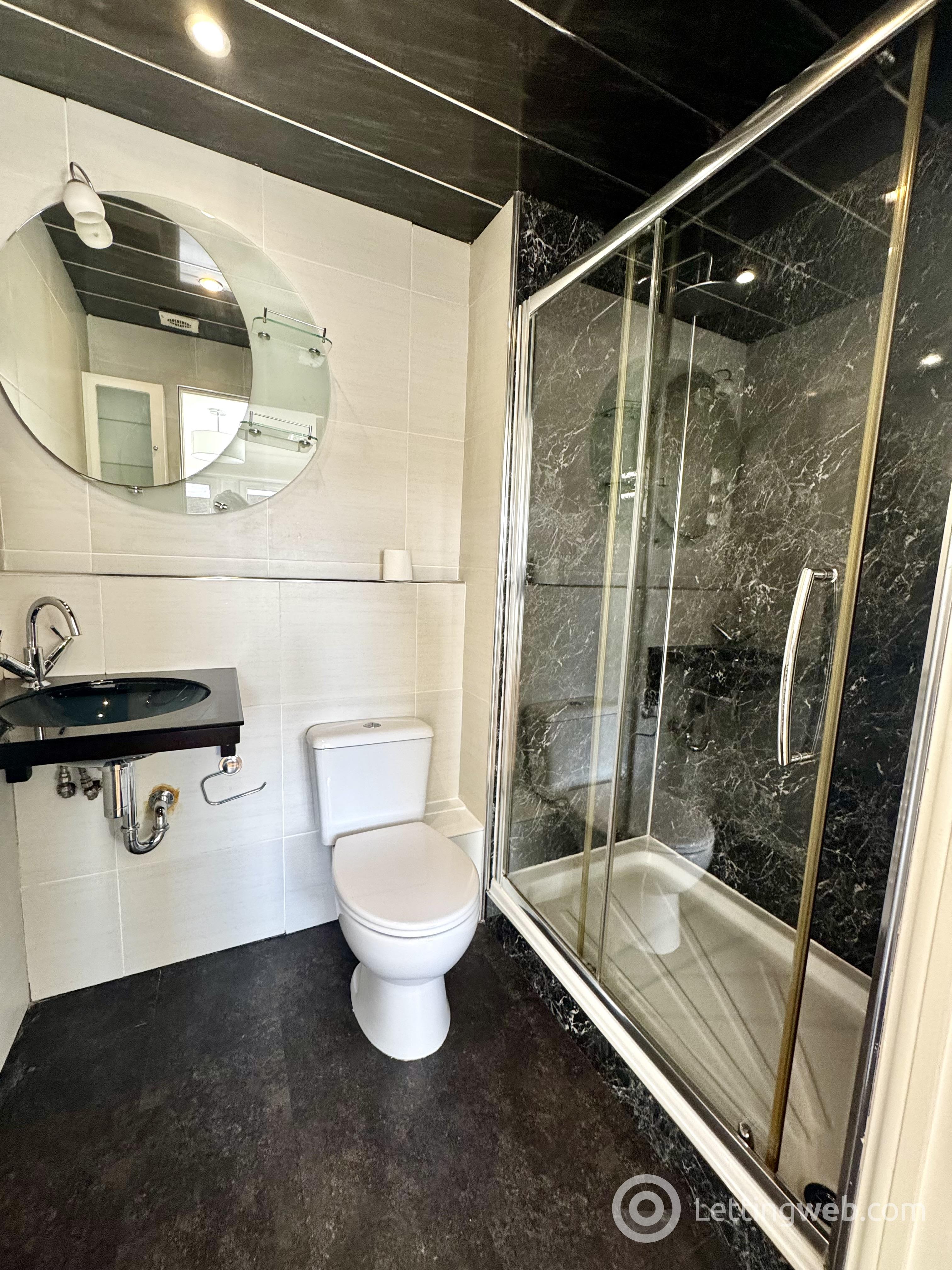 Property to rent in 7 Branklyn Court
