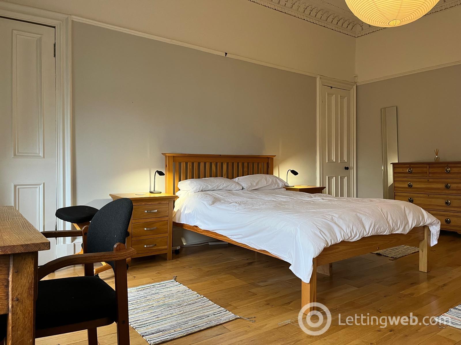 Property to rent in 2/6 at 1 broomhill terrace. Broomhill G 11 7 AG