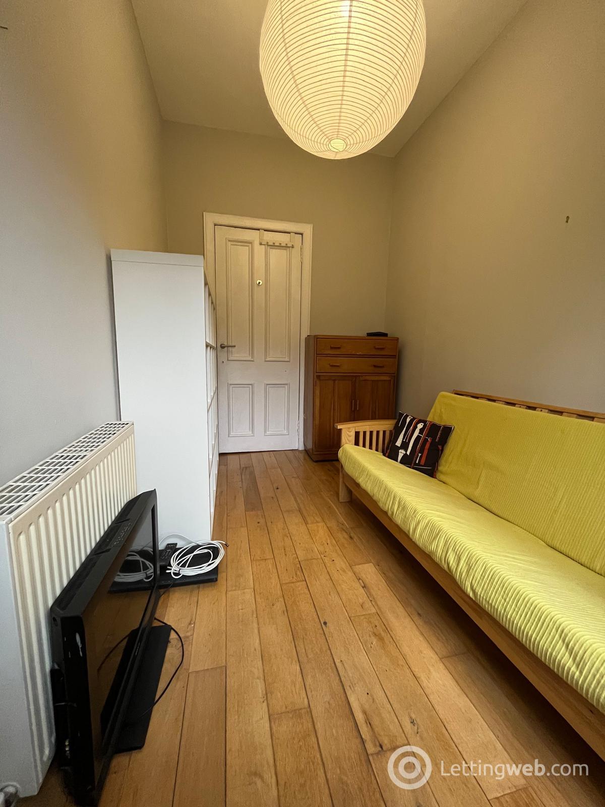 Property to rent in 2/6 at 1 broomhill terrace. Broomhill G 11 7 AG