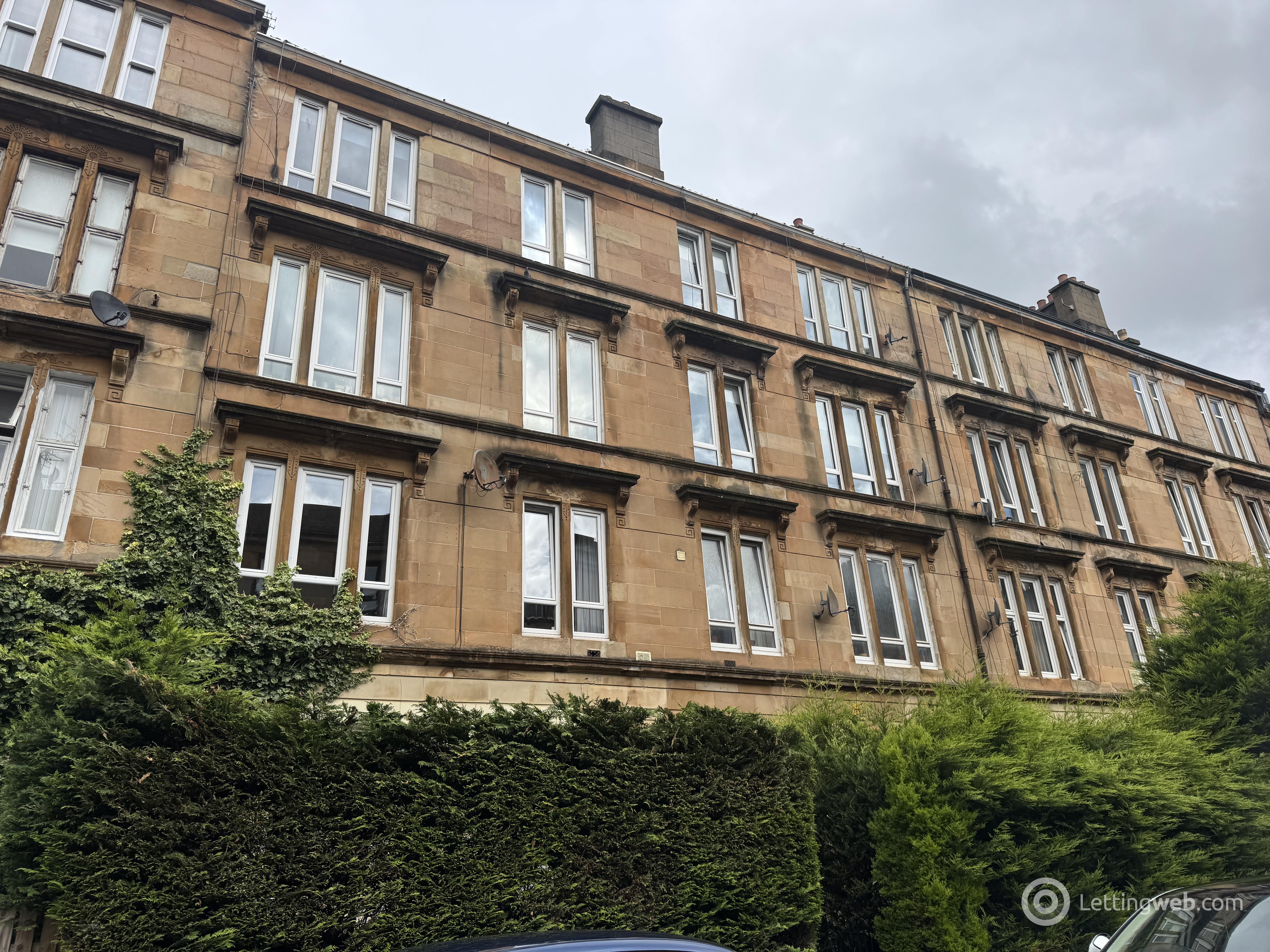 Property to rent in 0/1 85 Roslea Drive