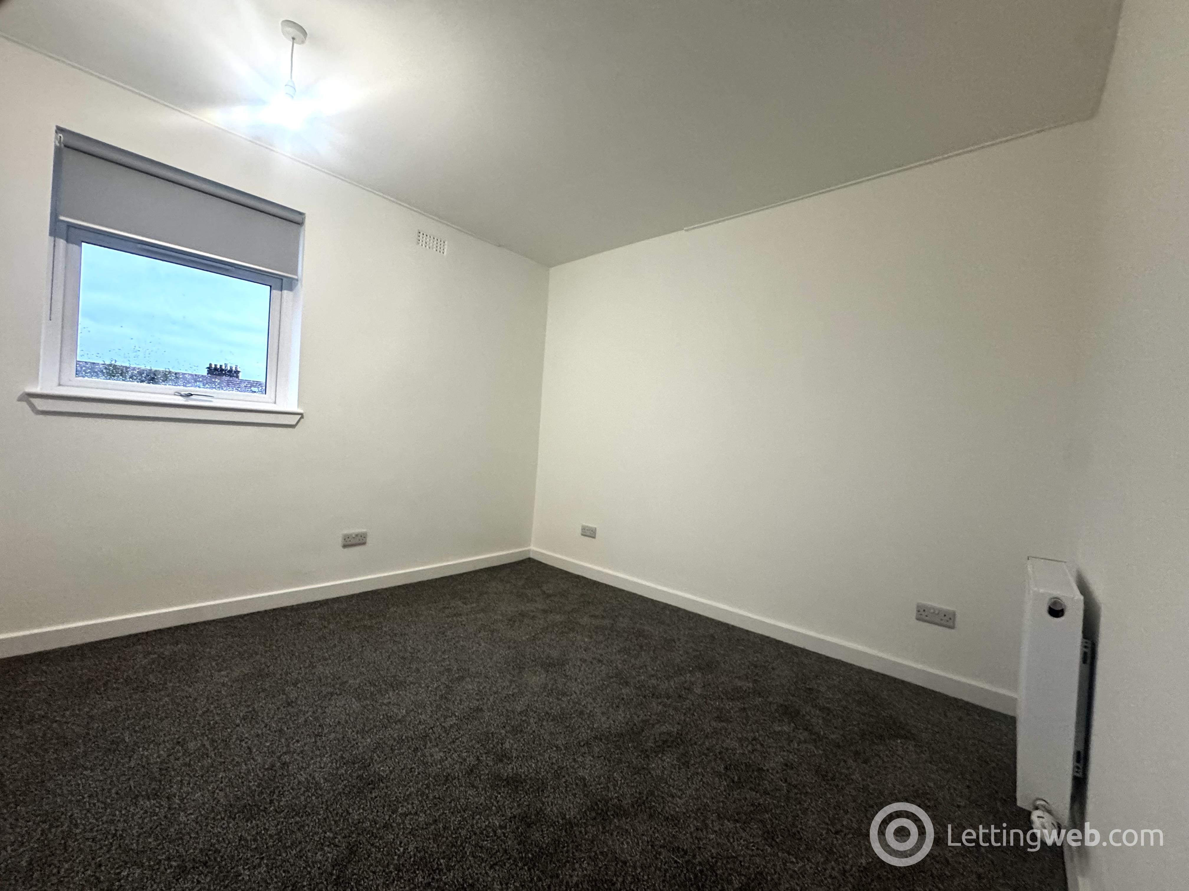 Property to rent in Carbeth Road