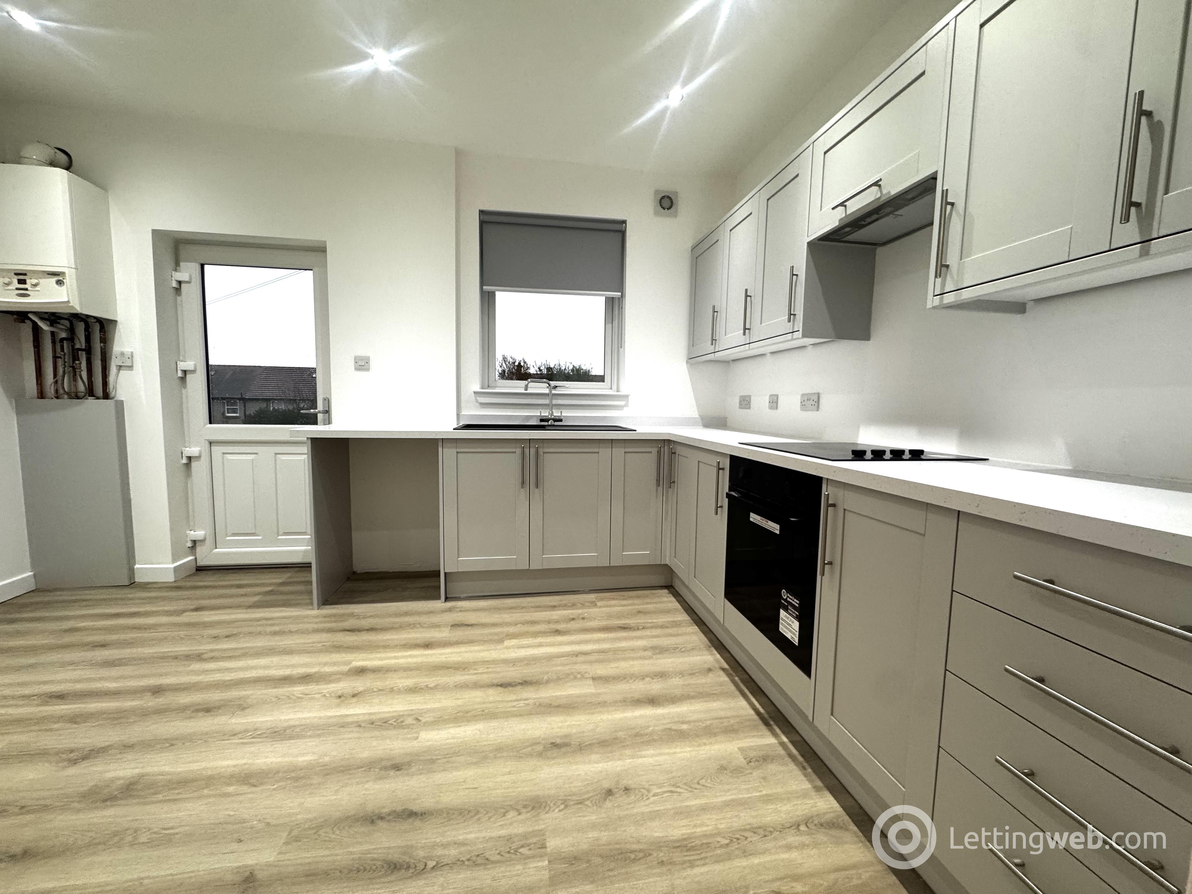 Property to rent in Carbeth Road