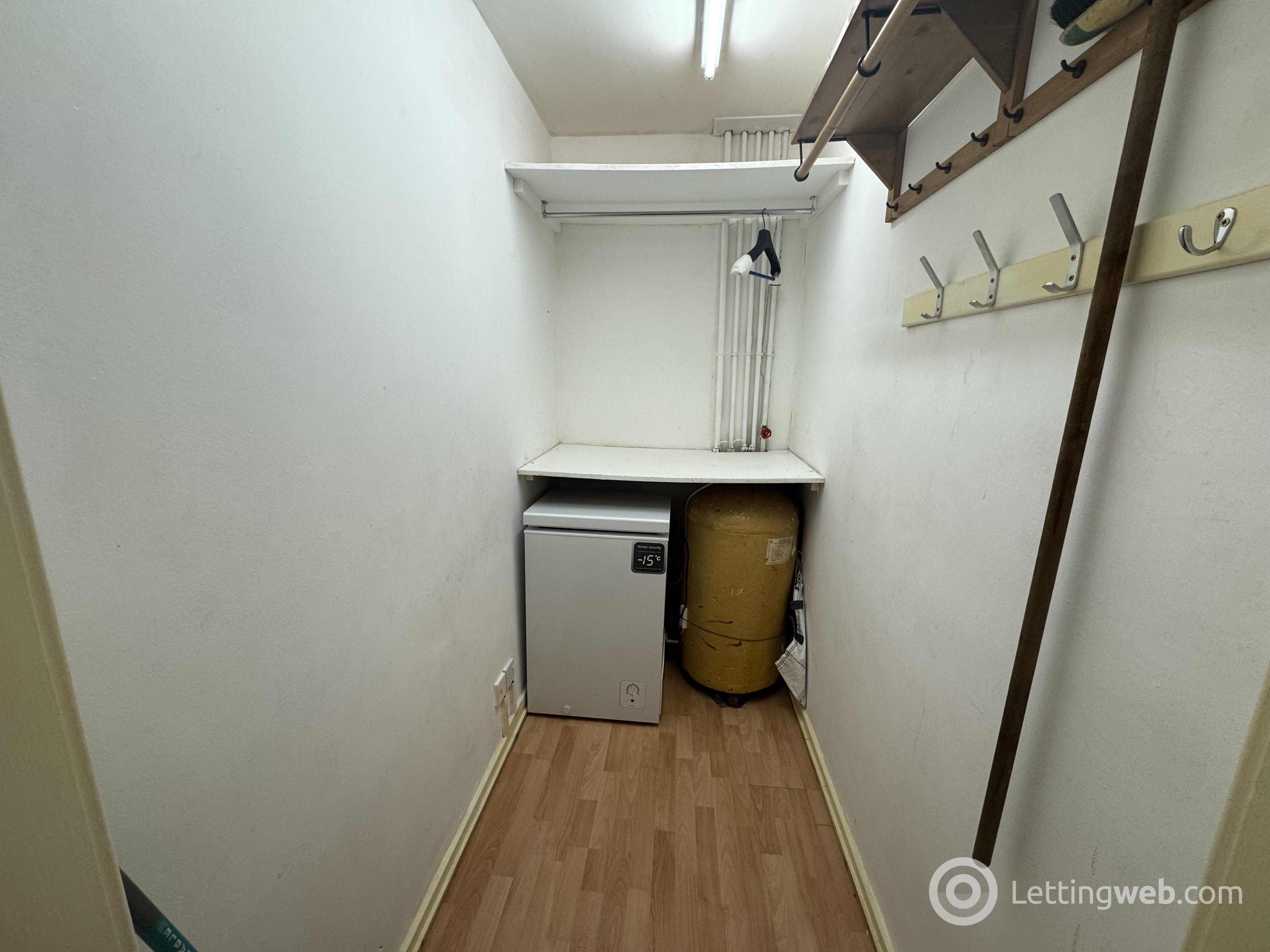 Property to rent in 21Crossvegate. Milngavie. Glasgow