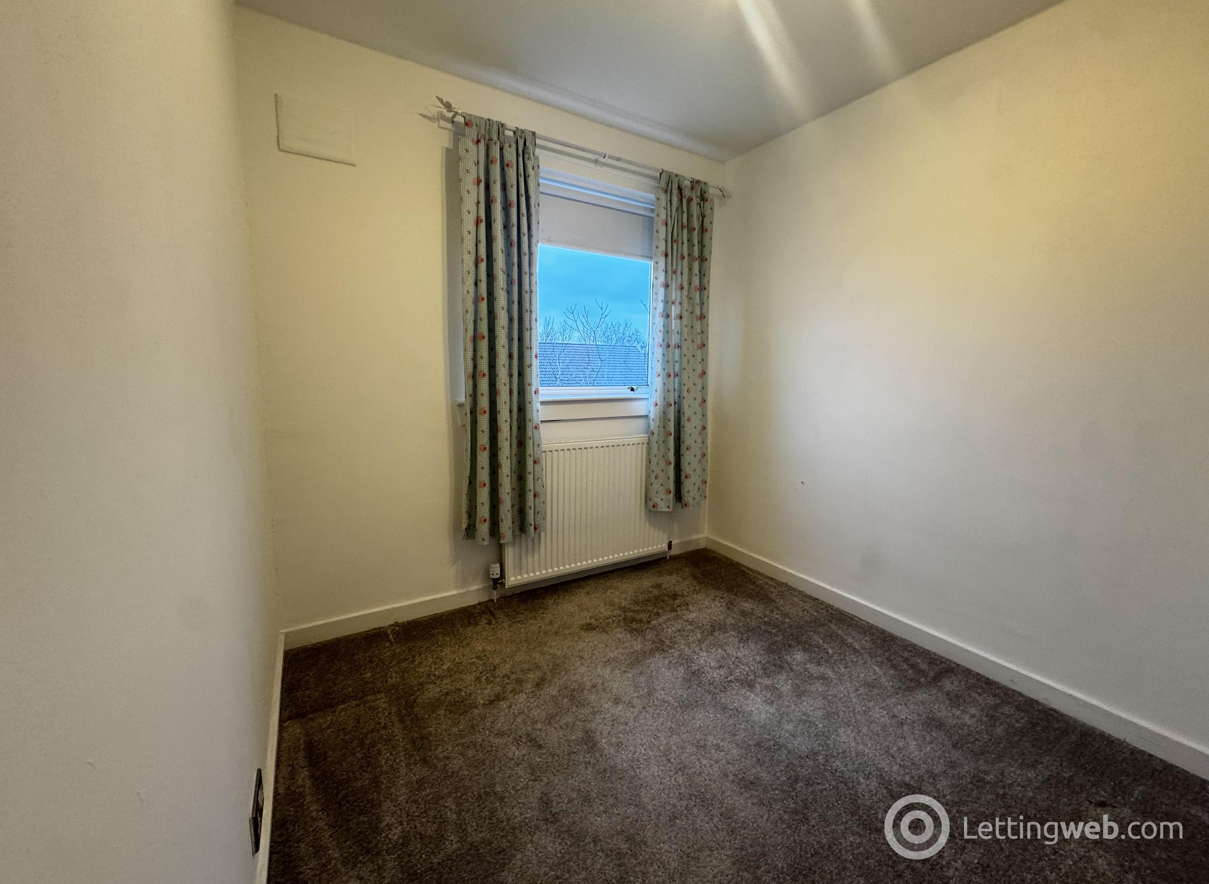 Property to rent in Breadie Drive