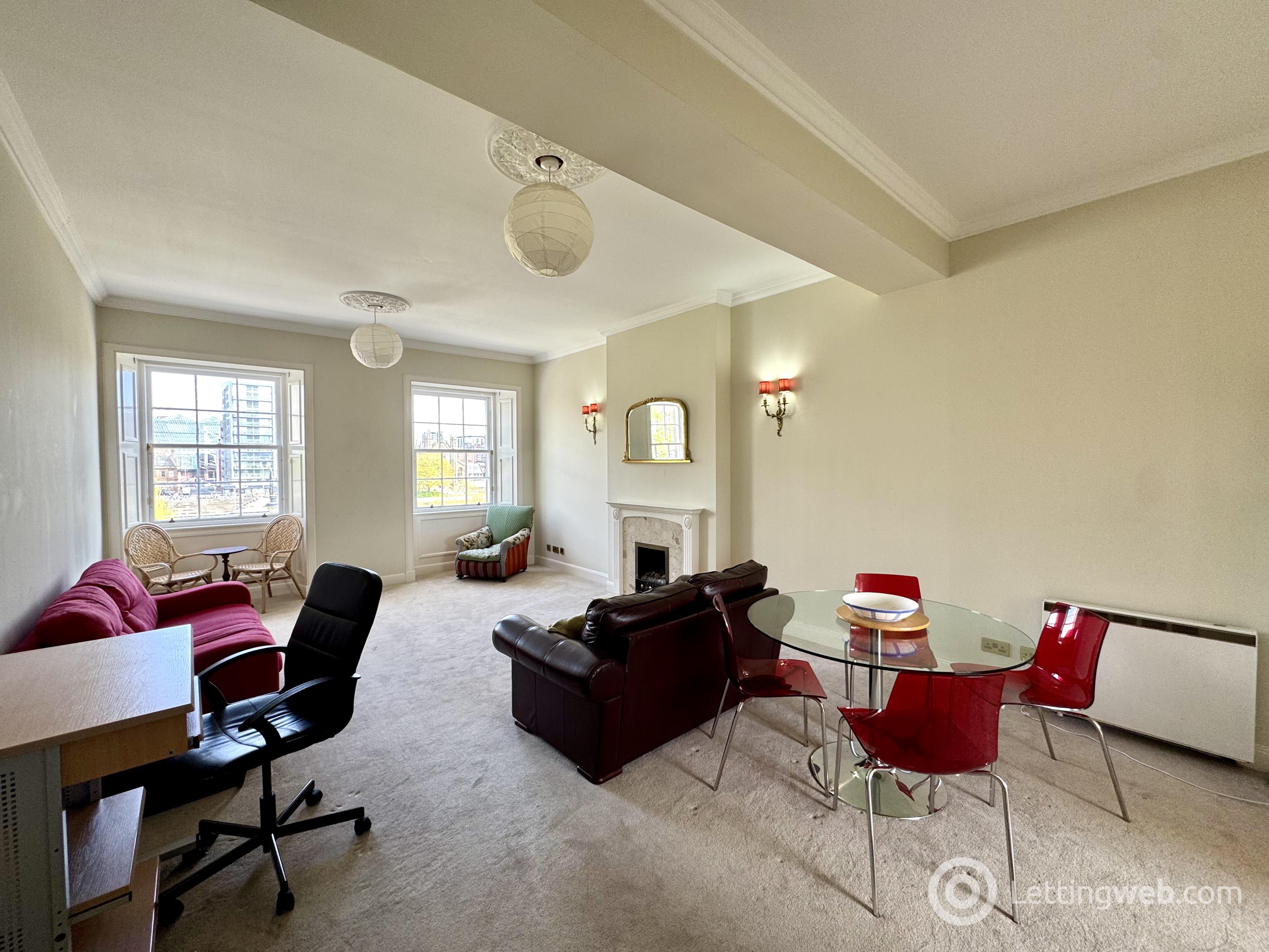 Property to rent in Carlton Place