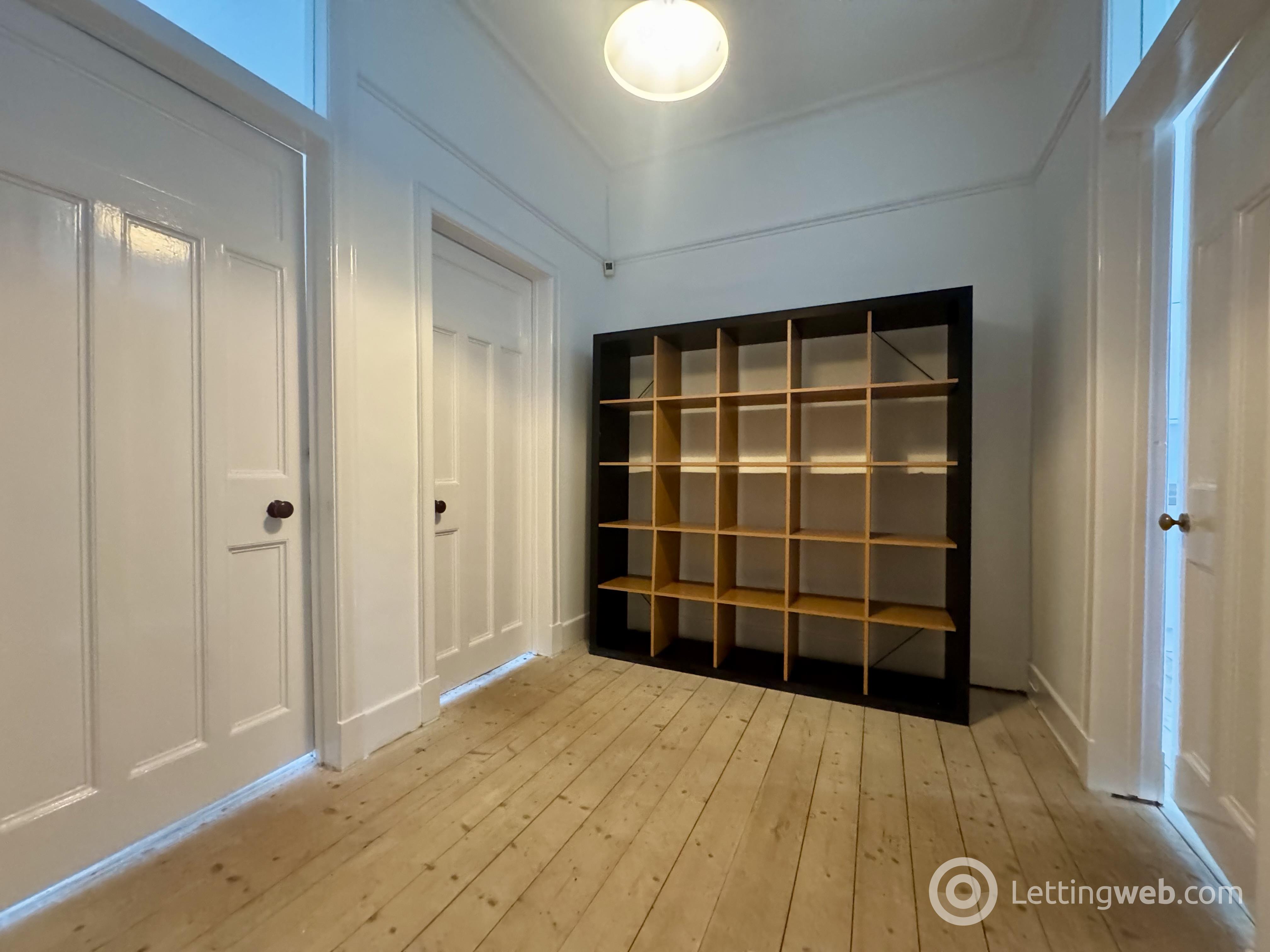 Property to rent in Flat 3/2 at 287 Crow Road