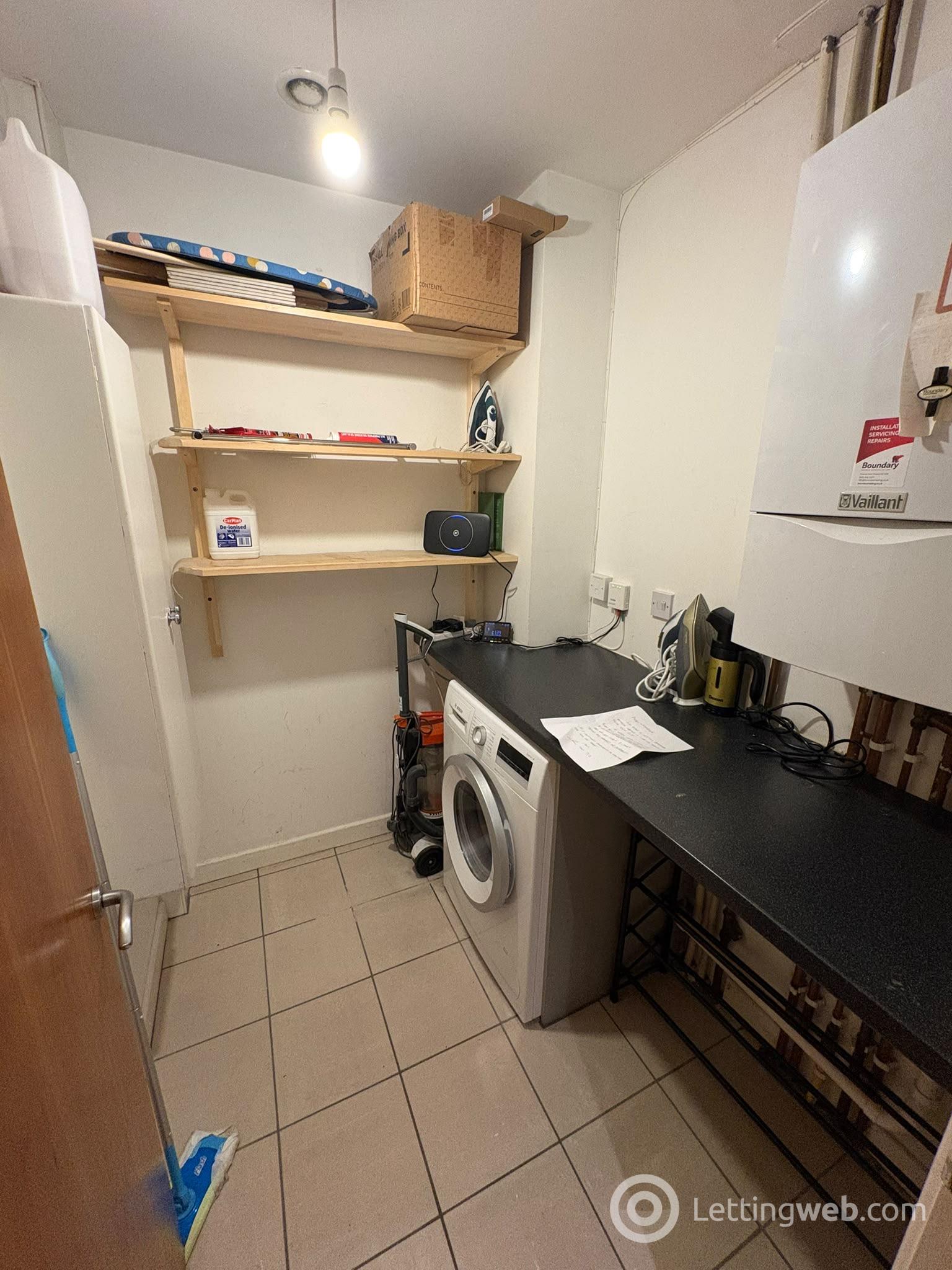 Property to rent in flat 8/2 at 335 Glasgow Harbour Terraces