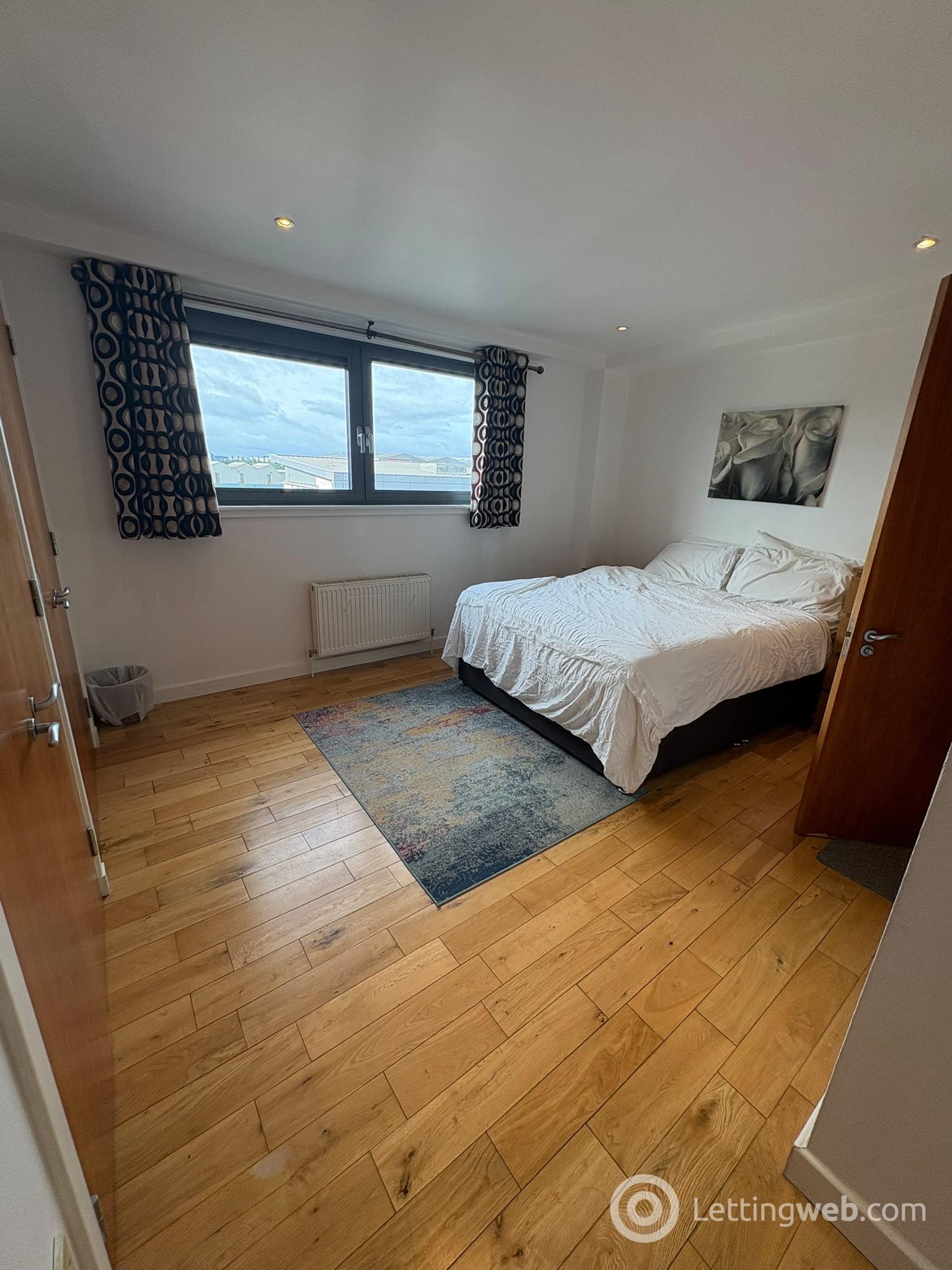 Property to rent in flat 8/2 at 335 Glasgow Harbour Terraces