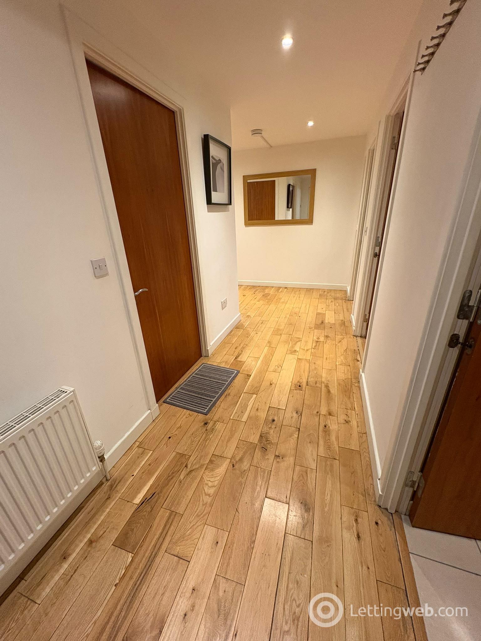 Property to rent in flat 8/2 at 335 Glasgow Harbour Terraces