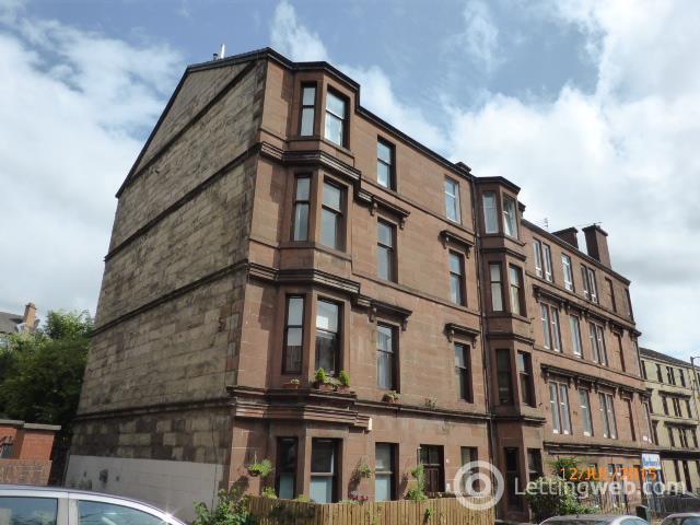Property to rent in auchentorlie street