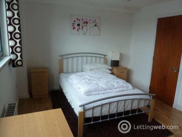 Property to rent in flat 8/2 at 335 Glasgow Harbour Terraces
