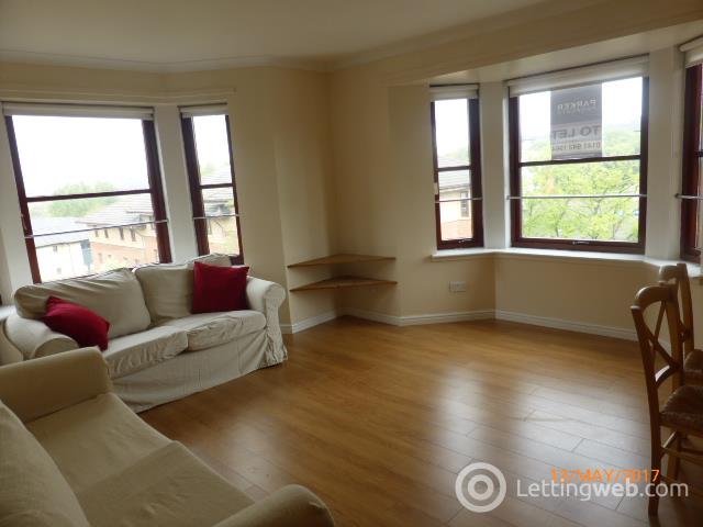 Property to rent in 2/2 at 18 oban drive