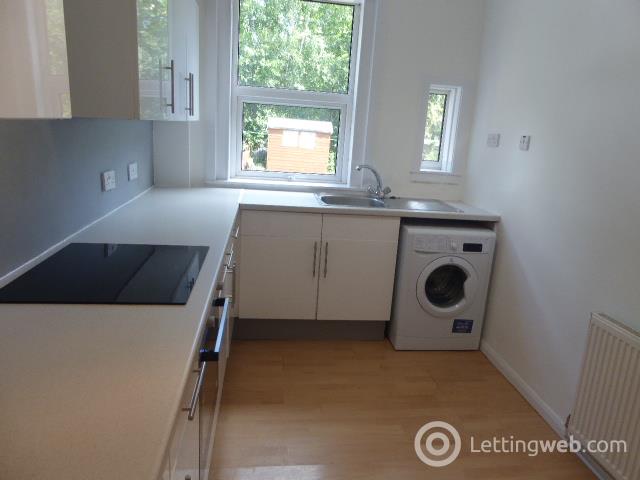 Property to rent in Esselmont Avenue  Glasgow
