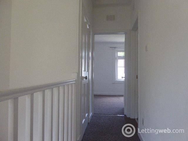 Property to rent in Esselmont Avenue  Glasgow