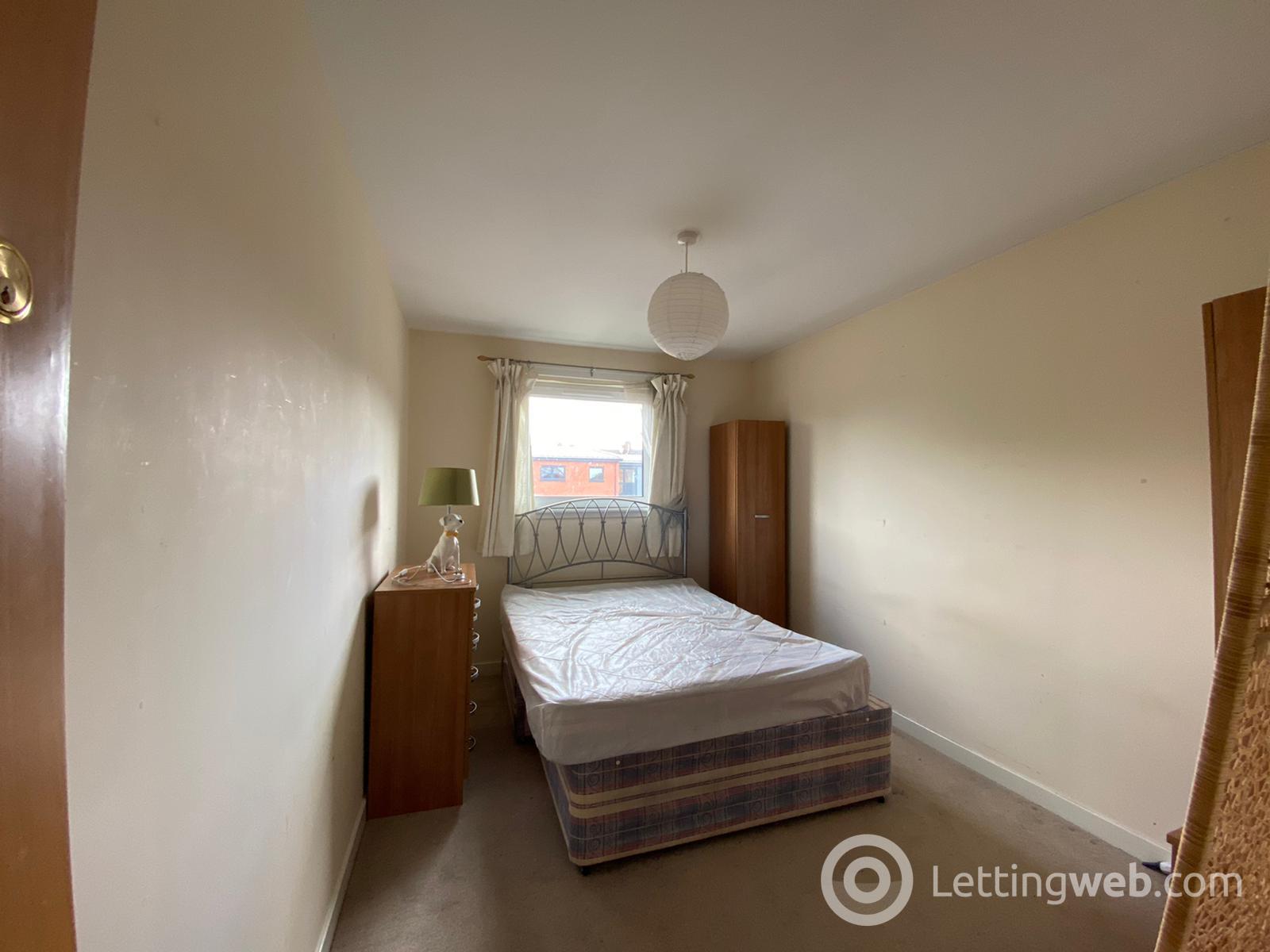 Property to rent in Avenuepark Street 3/2 at 63