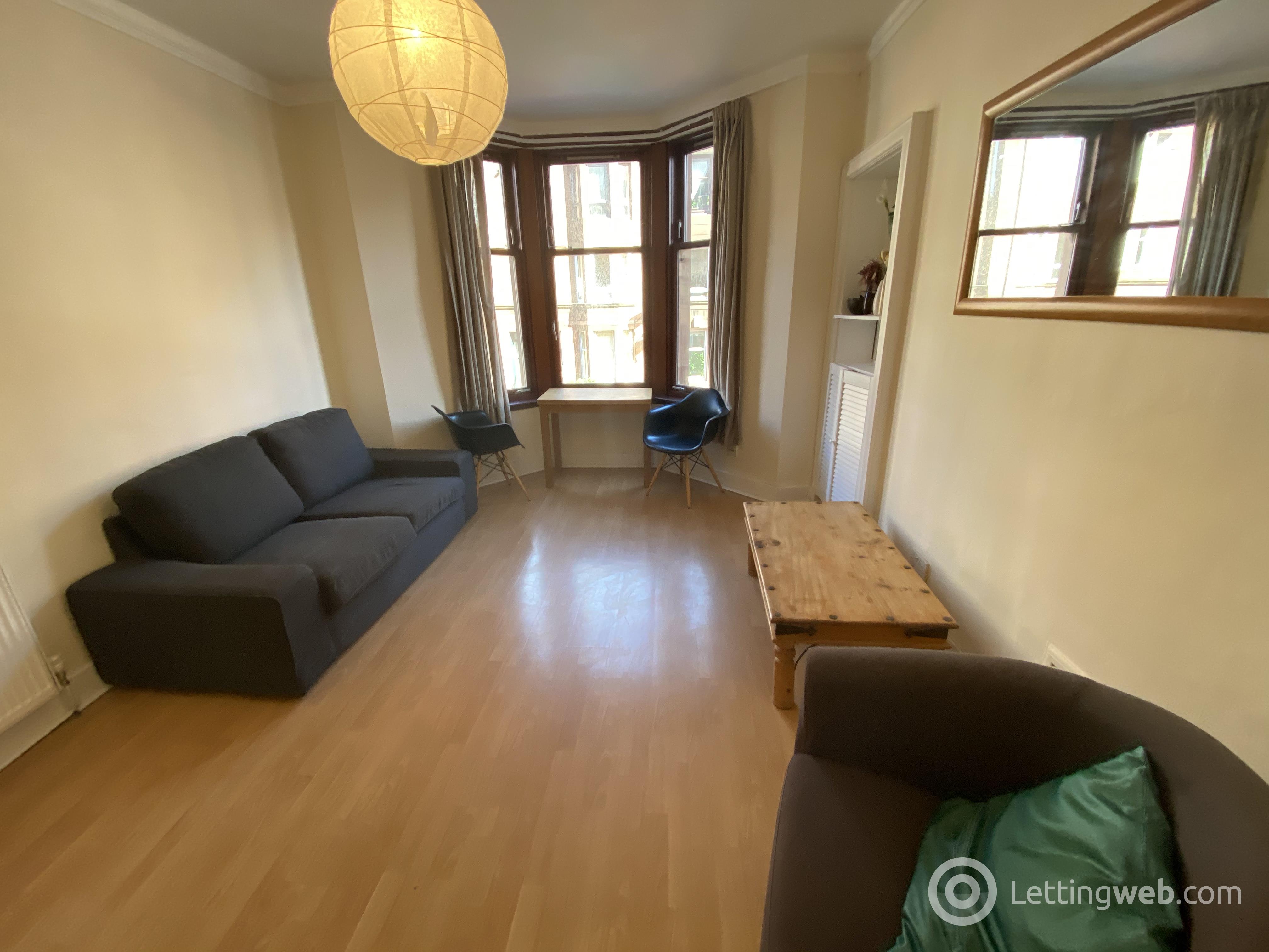 Property to rent in 1/2. 27 Kennoway Drive. Thornwood G11 7TX