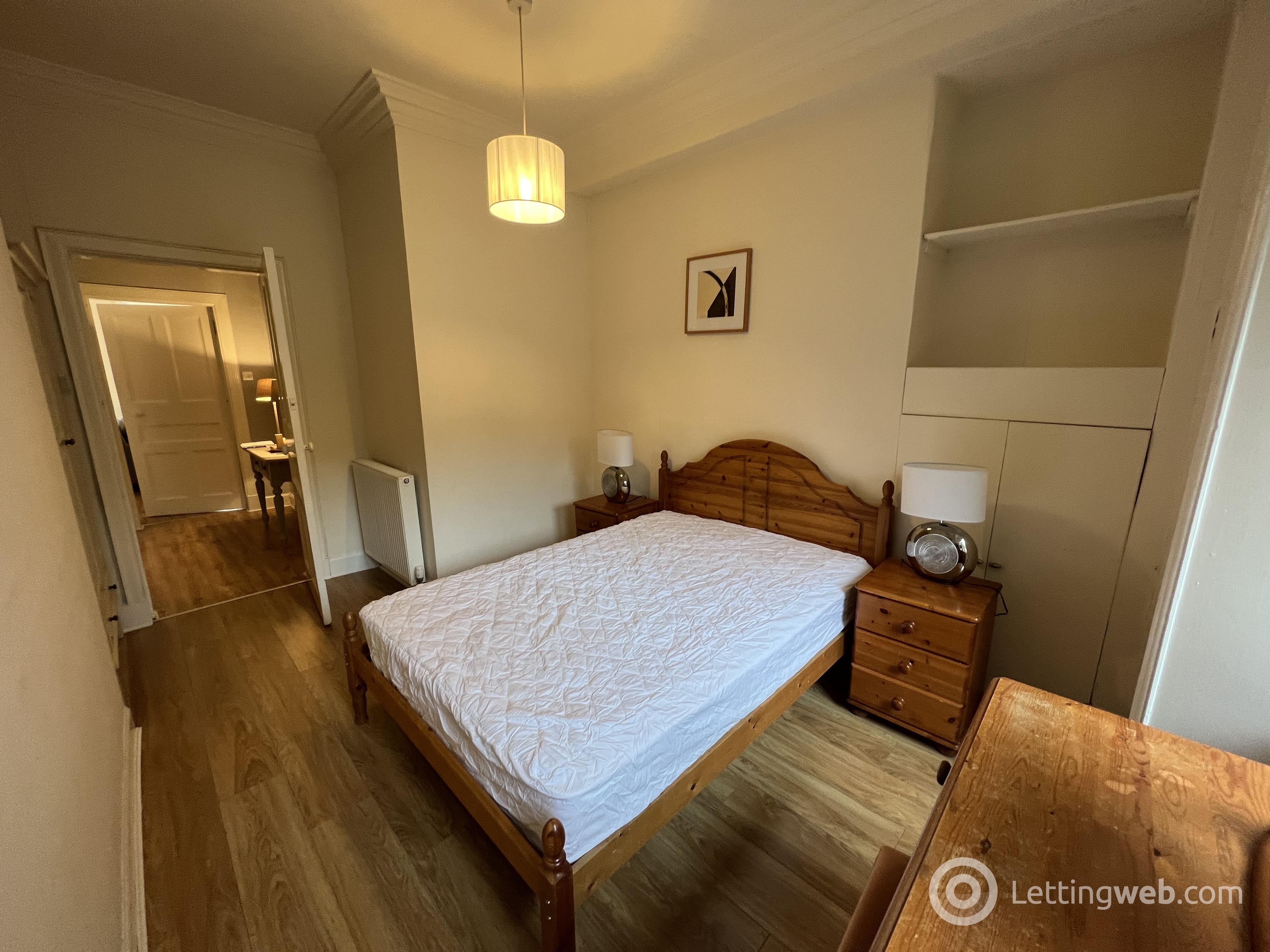 Property to rent in Exeter Drive no 33