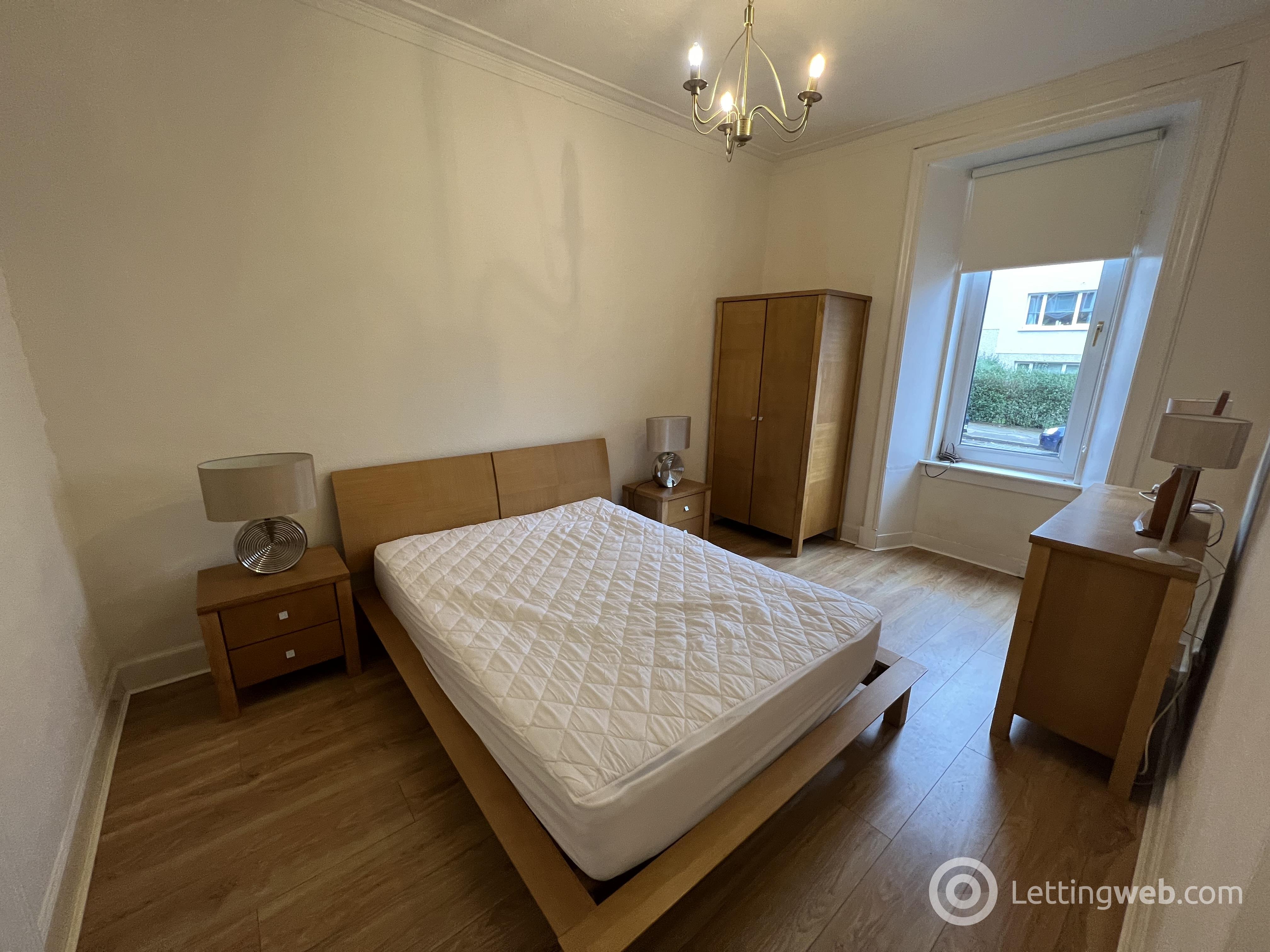 Property to rent in Exeter Drive no 33
