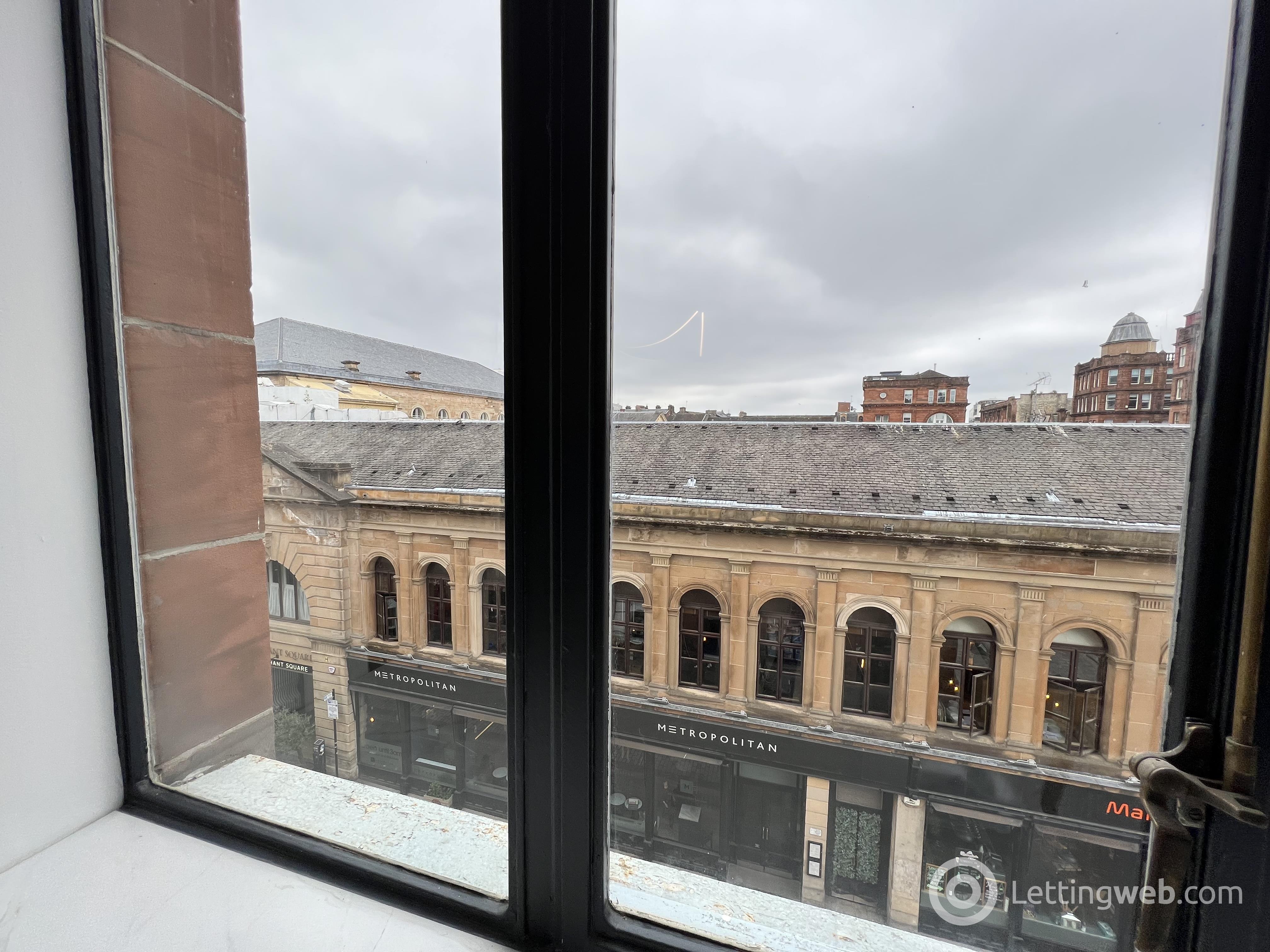 Property to rent in Flat 3/1 at 79 Candleriggs. G1 1NP