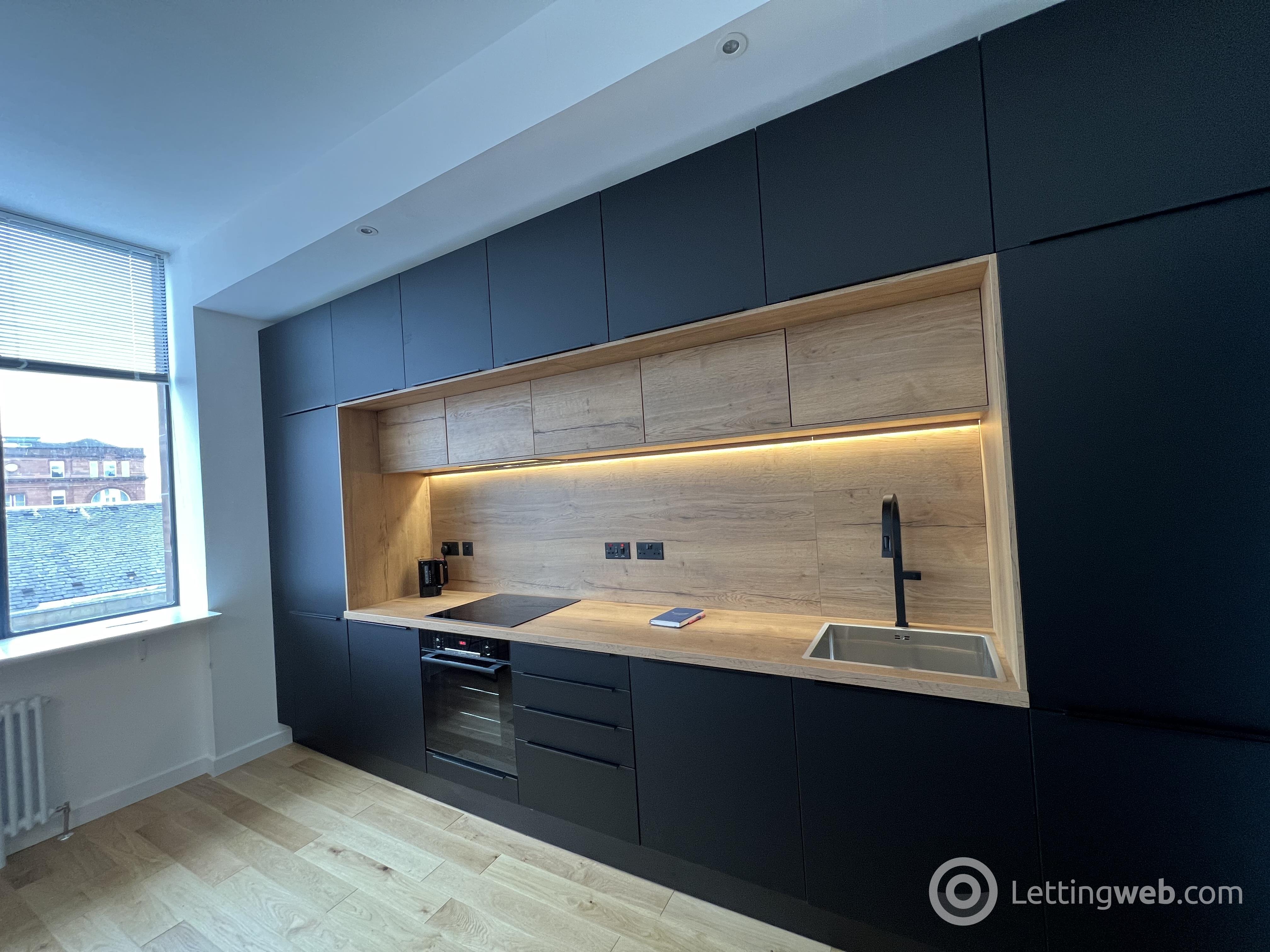 Property to rent in Flat 3/1 at 79 Candleriggs. G1 1NP