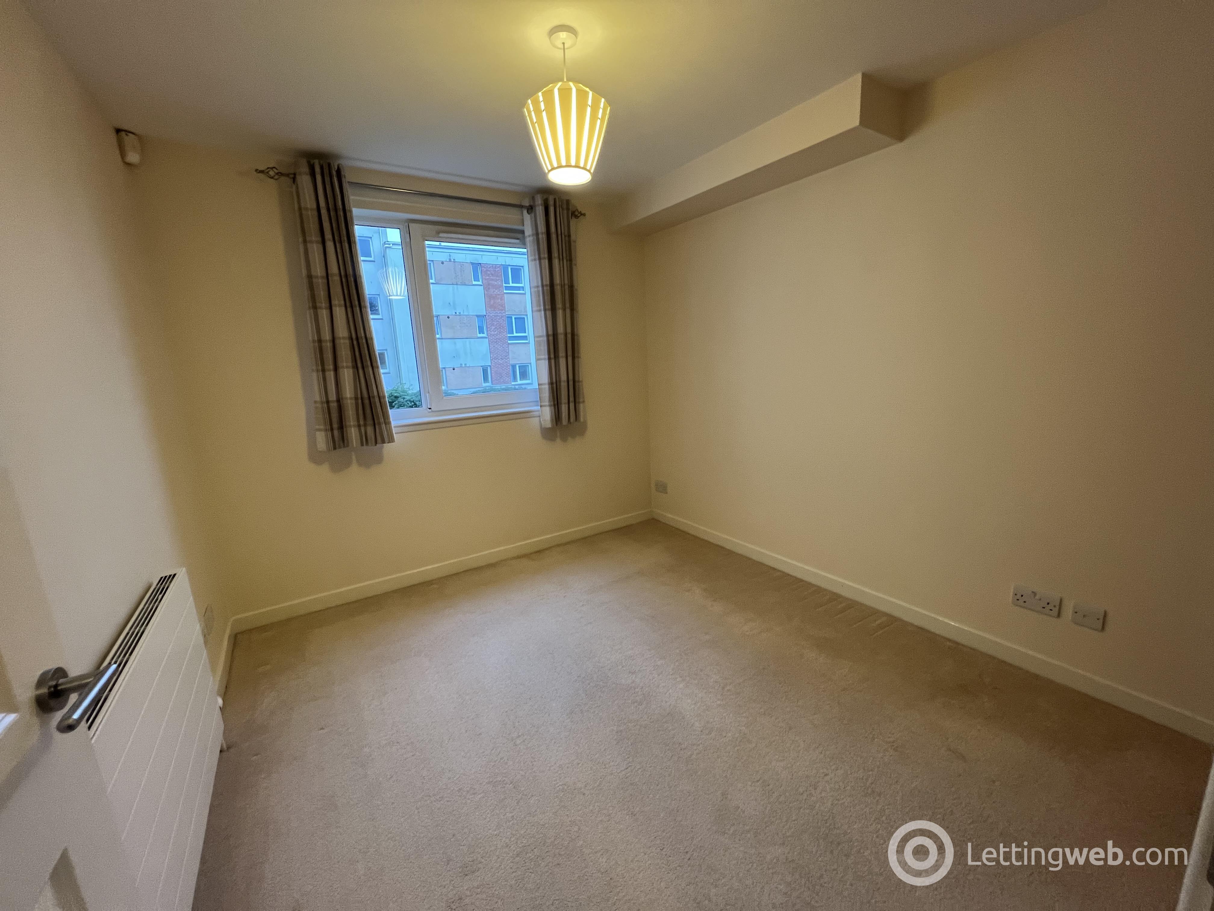 Property to rent in Flat 32 Canniesburn quadrant  bearsden
