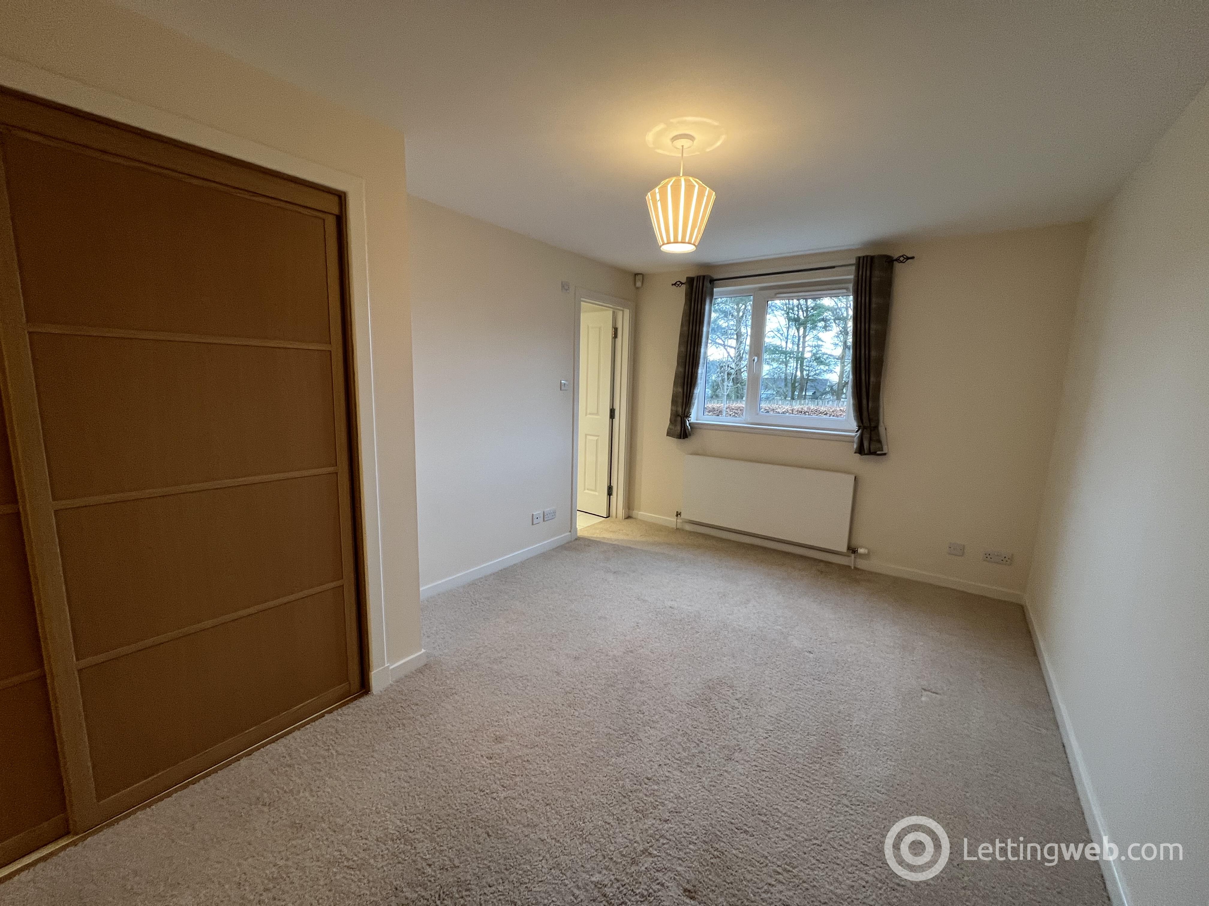 Property to rent in Flat 32 Canniesburn quadrant  bearsden