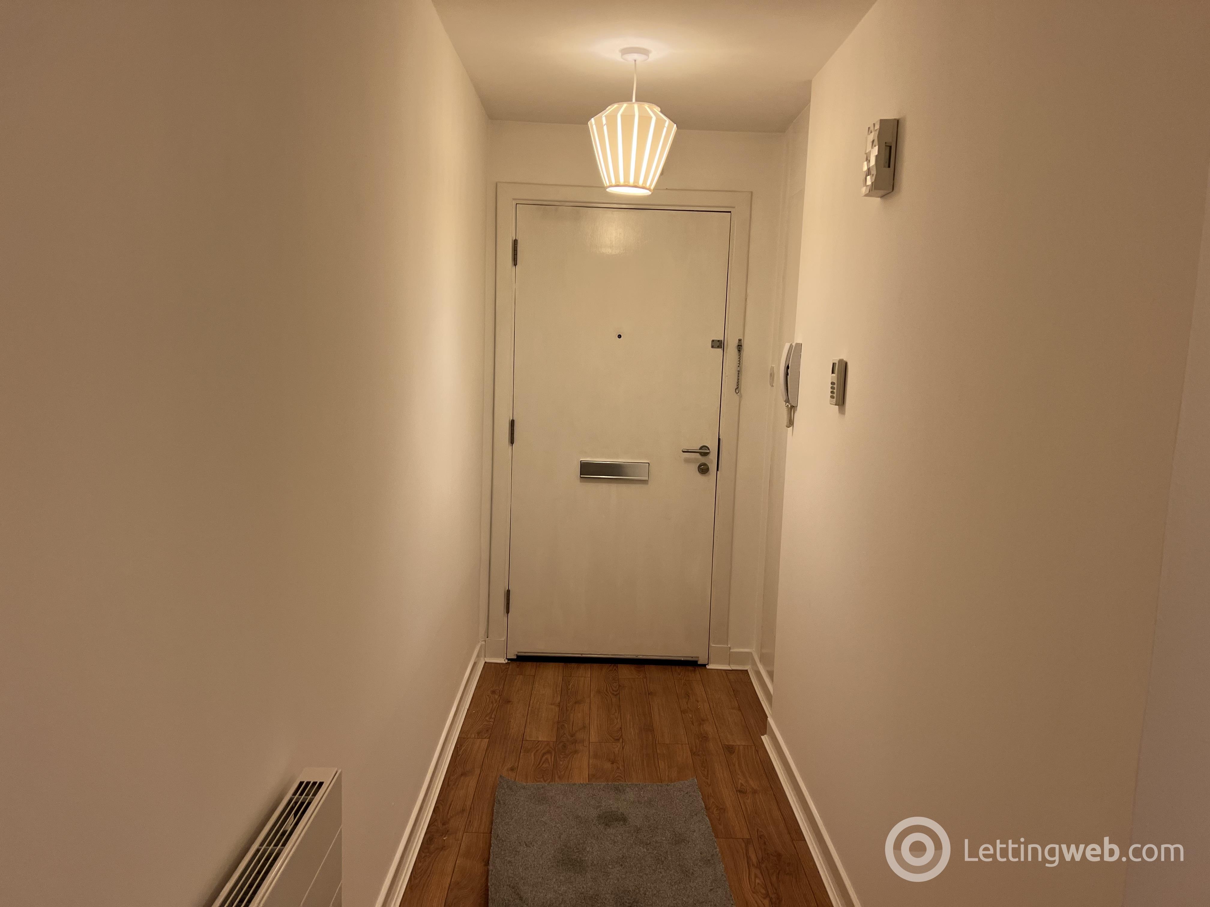 Property to rent in Flat 32 Canniesburn quadrant  bearsden