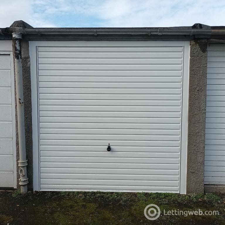 Property to rent in Oxgangs Farm Grove, Oxgangs, Edinburgh, EH13 9PW