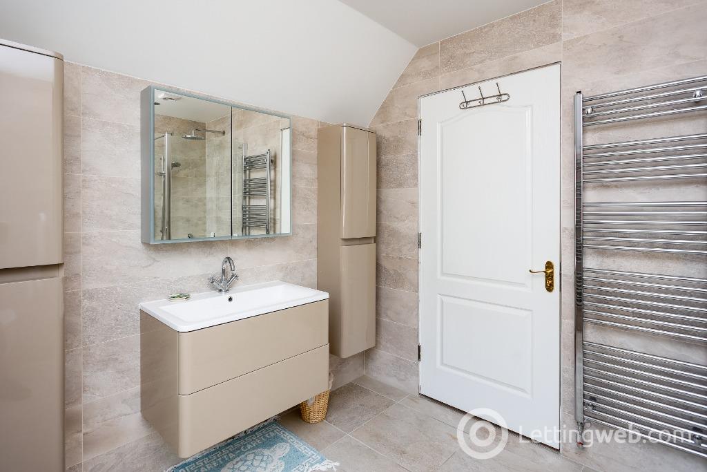 Property to rent in Rattray Drive, Greenbank, Edinburgh, EH10 5TH