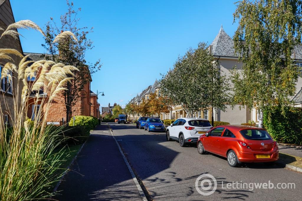 Property to rent in Rattray Drive, Greenbank, Edinburgh, EH10 5TH