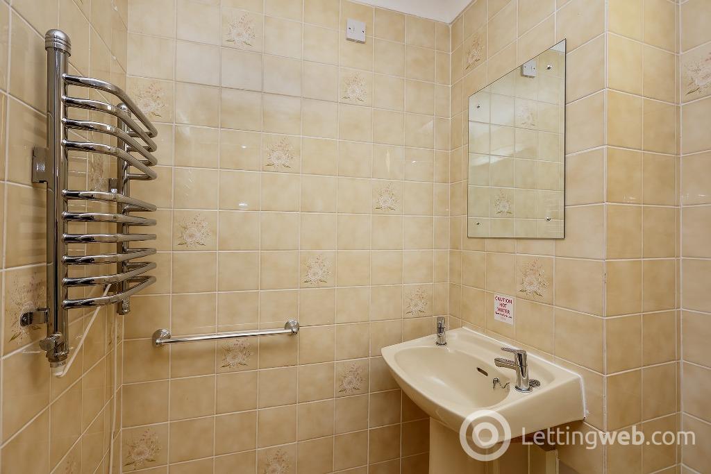 Property to rent in Mount Grange, Marchmont, Edinburgh, EH9 2QY