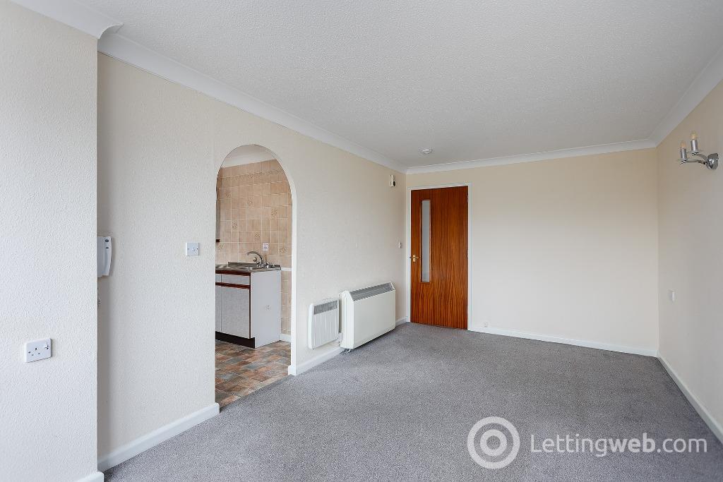 Property to rent in Mount Grange, Marchmont, Edinburgh, EH9 2QY